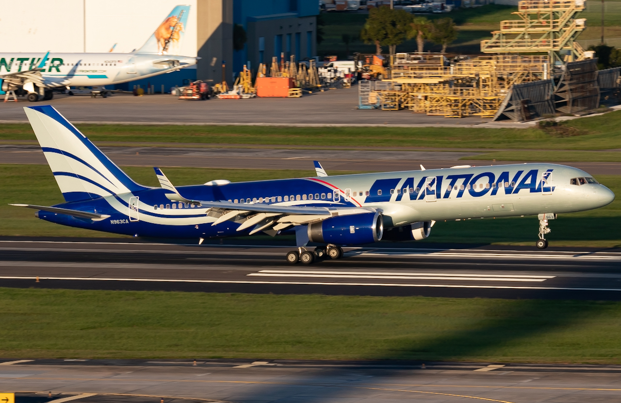 Full size: National Airlines Boeing 757-200 N963CA  at Tampa International Airport