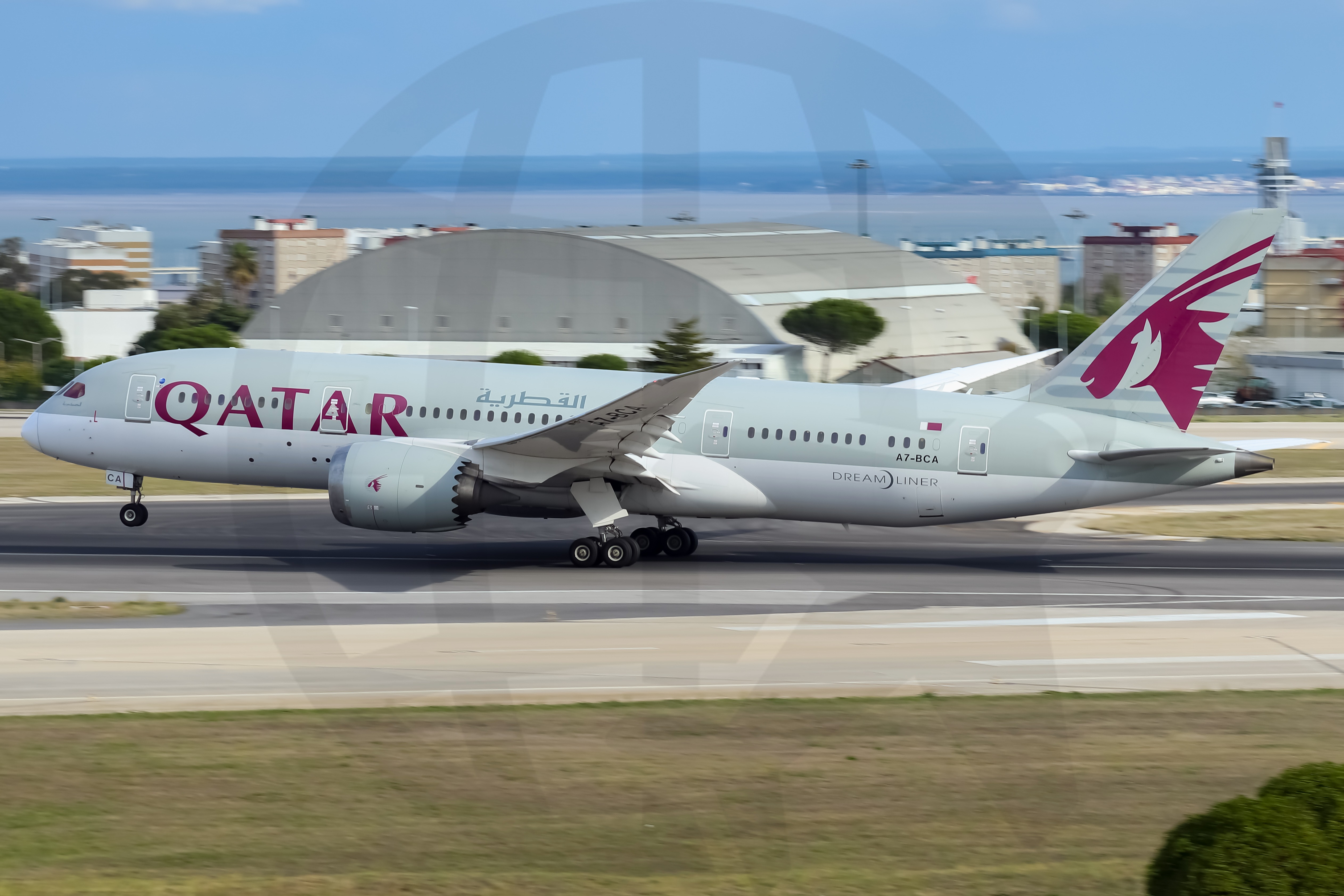 Full size: Qatar Airways Boeing 787-8 A7-BCA at Lisbon Humberto Delgado Airport