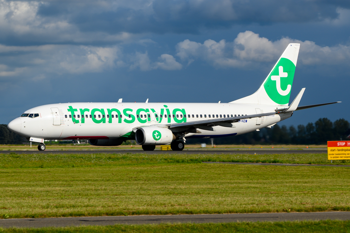 Full size: Transavia Boeing 737-800 PH-HZW at Amsterdam Schiphol Airport