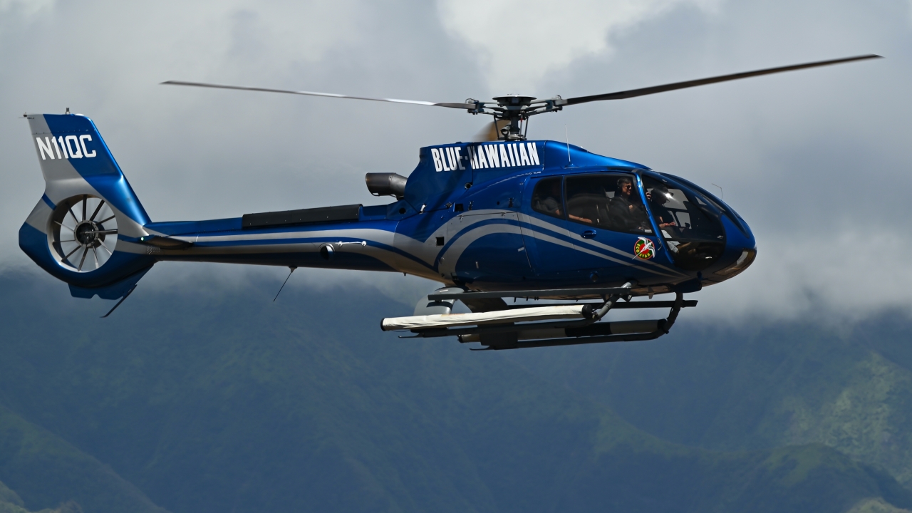 Full size: Blue-Hawaiian Eurocopter EC-130 N11QC at Kahului Airport