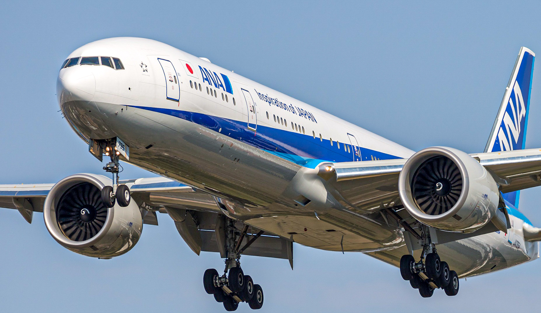 Full size: All Nippon Airways Boeing 777-300ER JA795A at London Heathrow International Airport