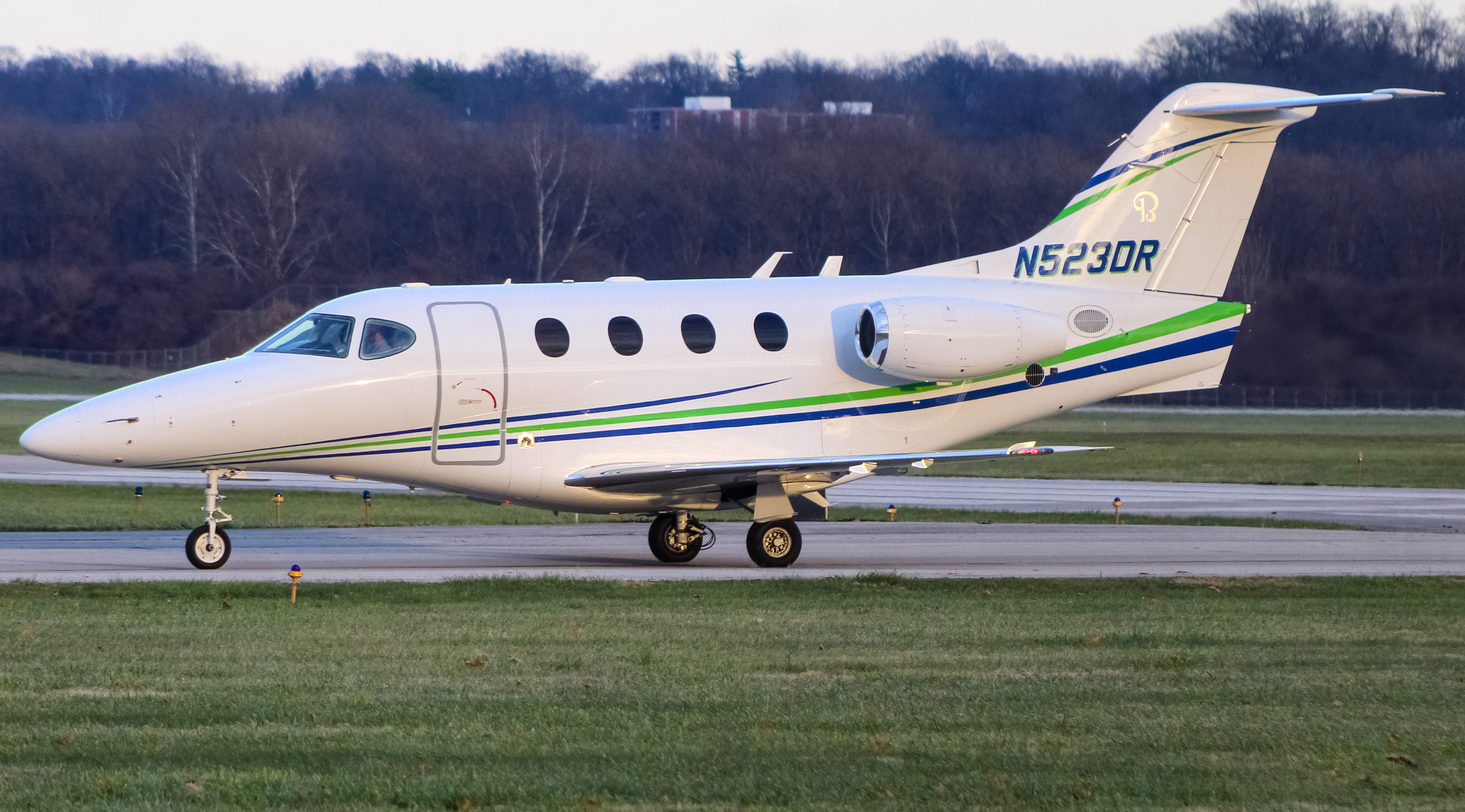 Full size: PRIVATE  Beechcraft Premier  N523DR at Cincinnati Municipal Airport/Lunken Field