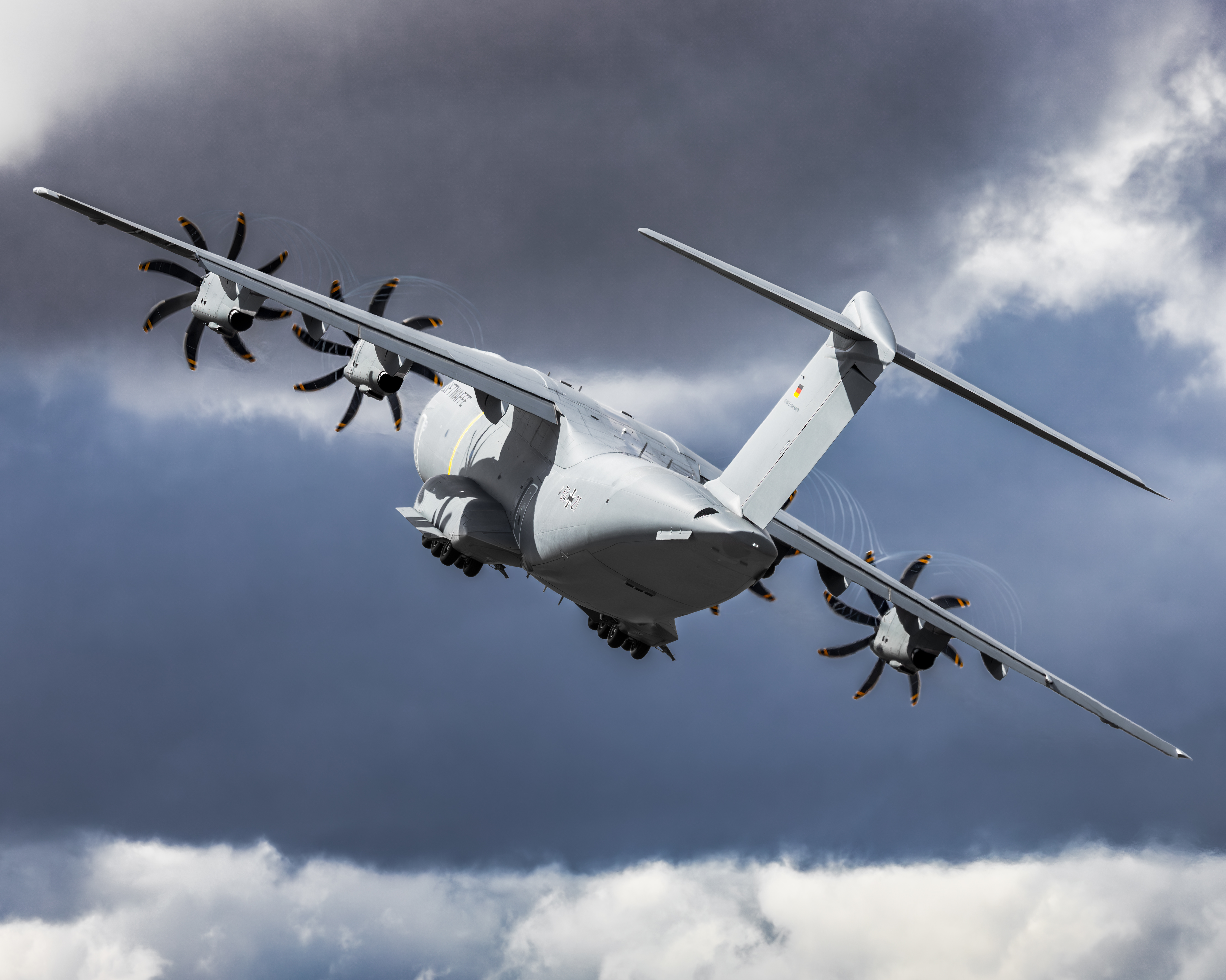 Full size: Luftwaffe Airbus A400M 54+21 at Fairford Airport