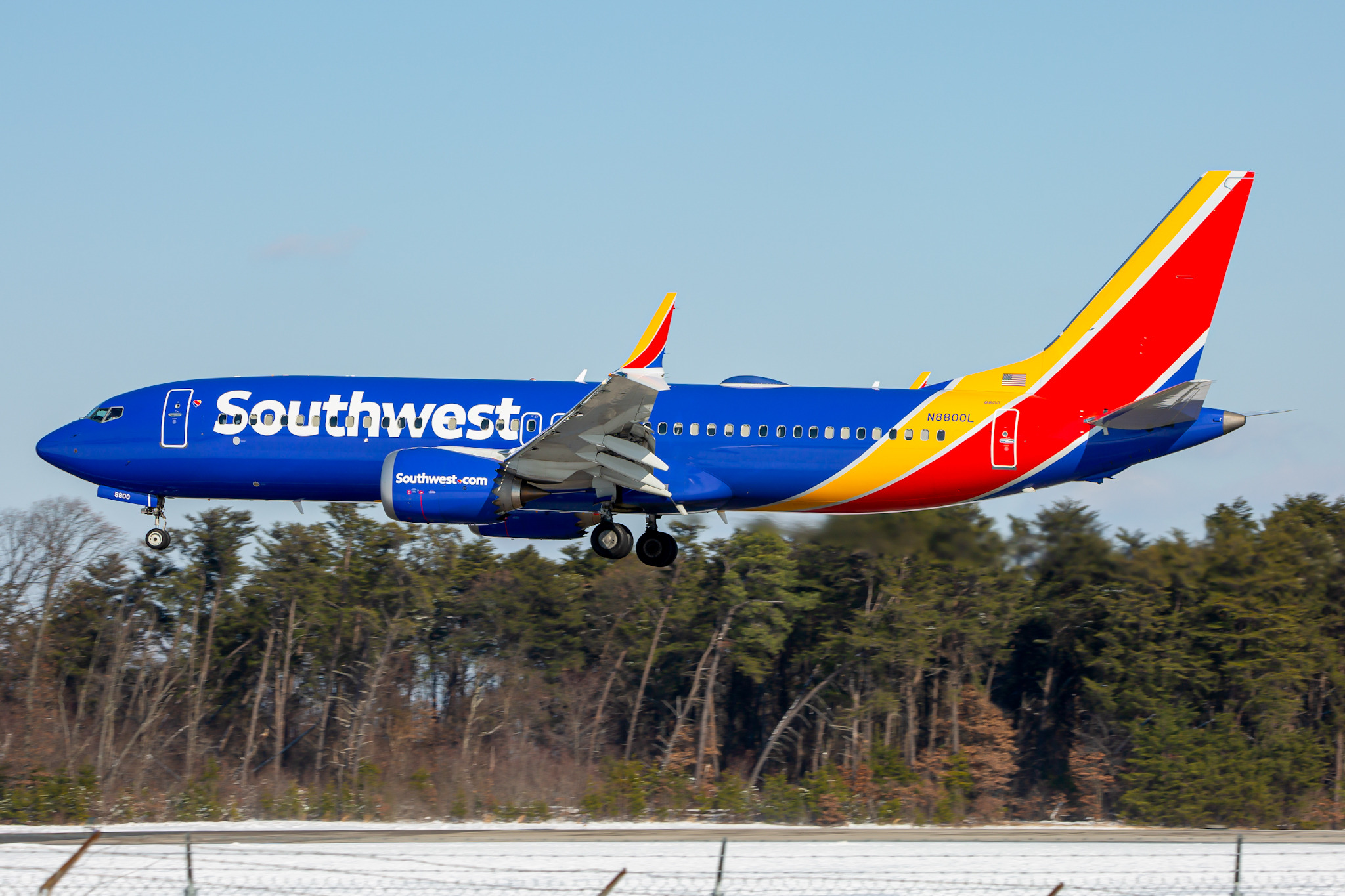Full size: Southwest Airlines Boeing 737 MAX 8 N8800L at Baltimore/Washington International Thurgood Marshall Airport