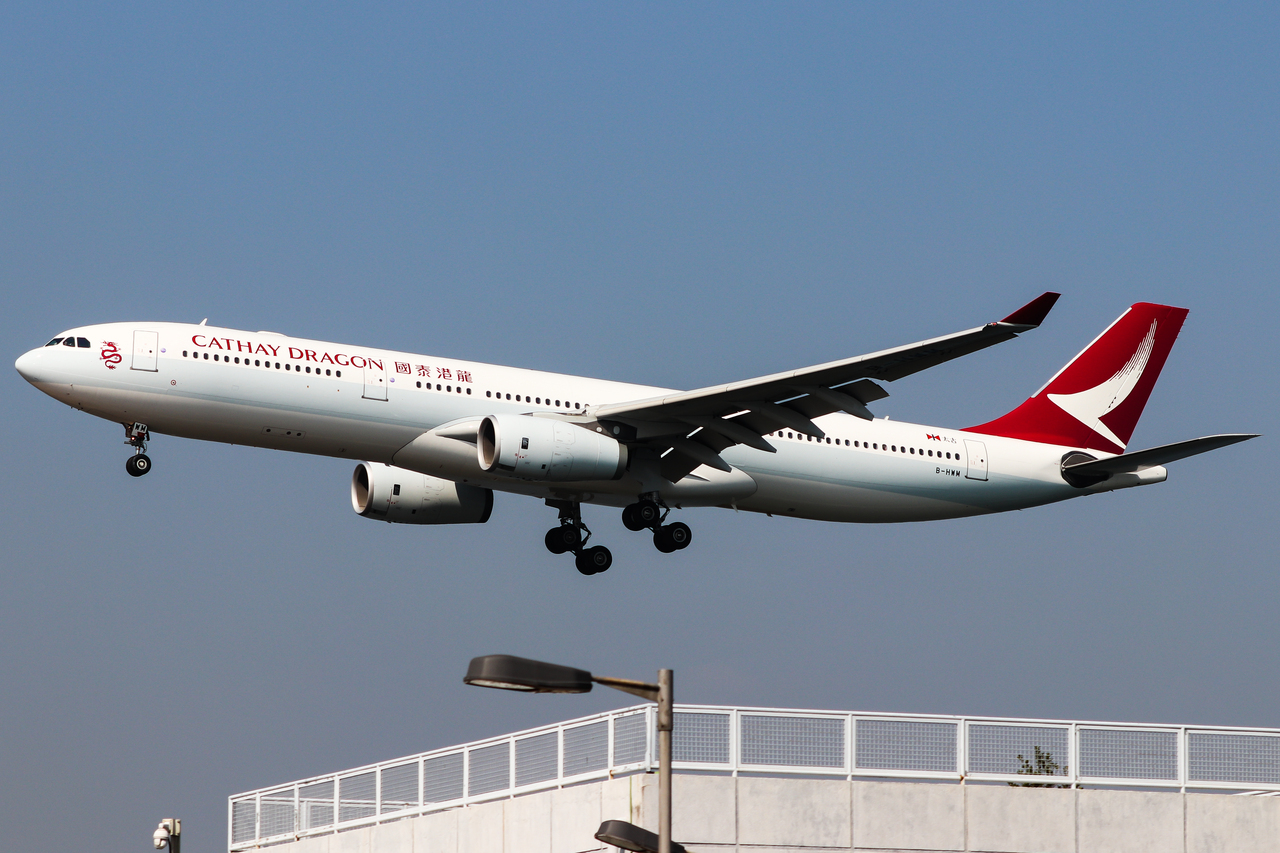 Full size: Cathay Dragon Airbus A330-300 B-HWM at Hong Kong International Airport