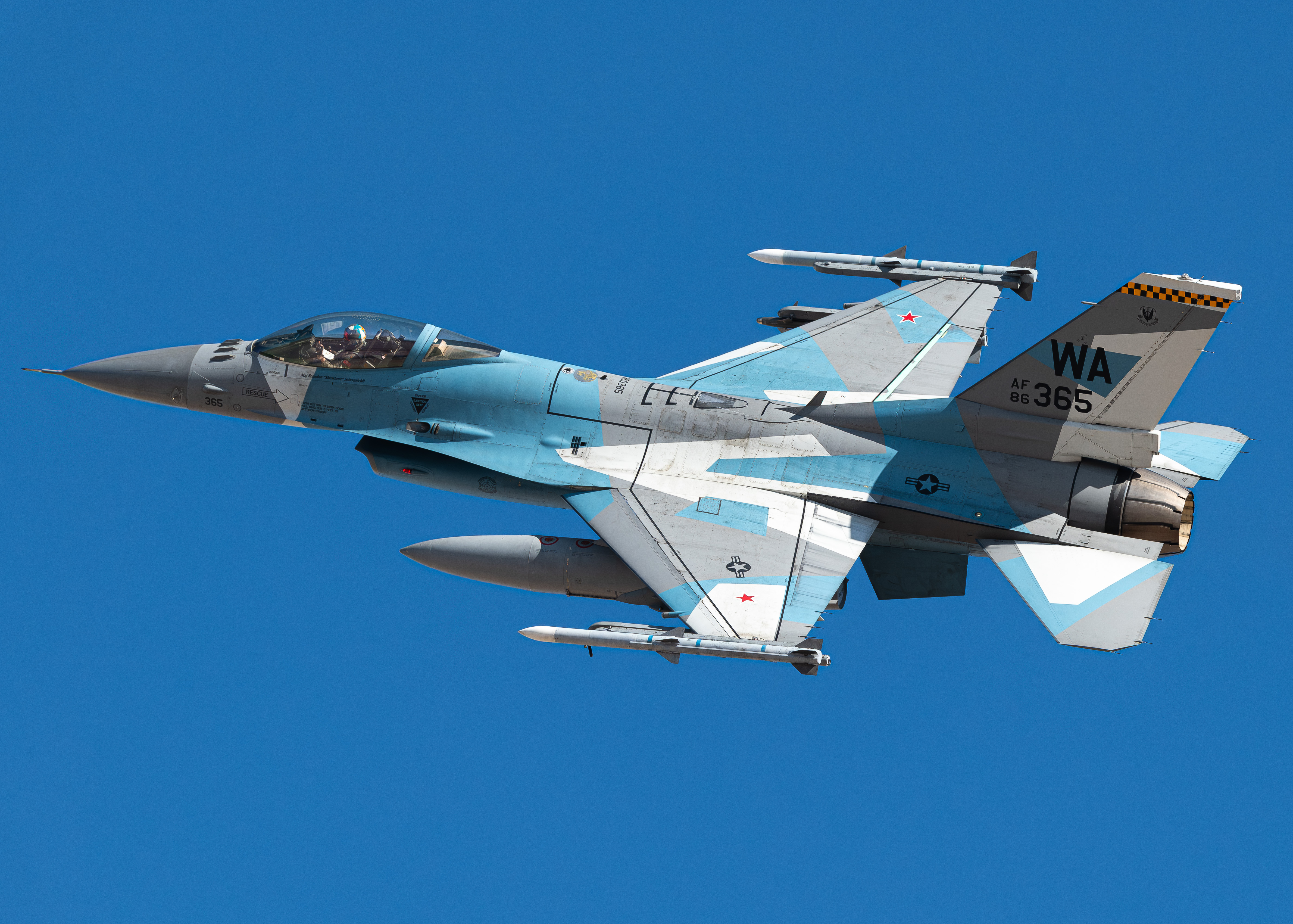 Full size: USAF - United States Air Force General Dynamics F-16 Fighting Falcon 86-0365 at Nellis Air Force Base
