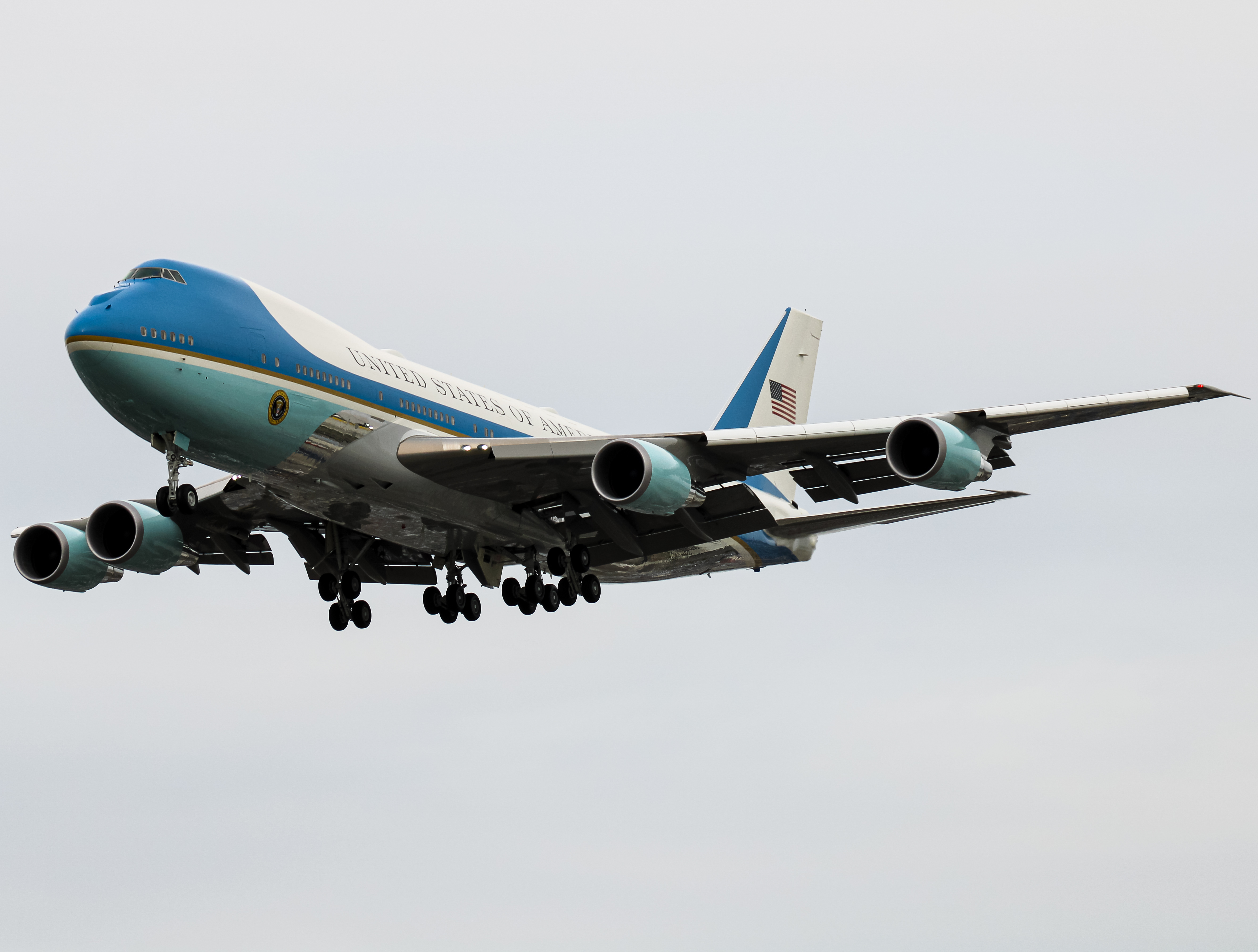 Full size: USAF - United States Air Force Boeing VC-25A 929000 at Los Angeles International Airport