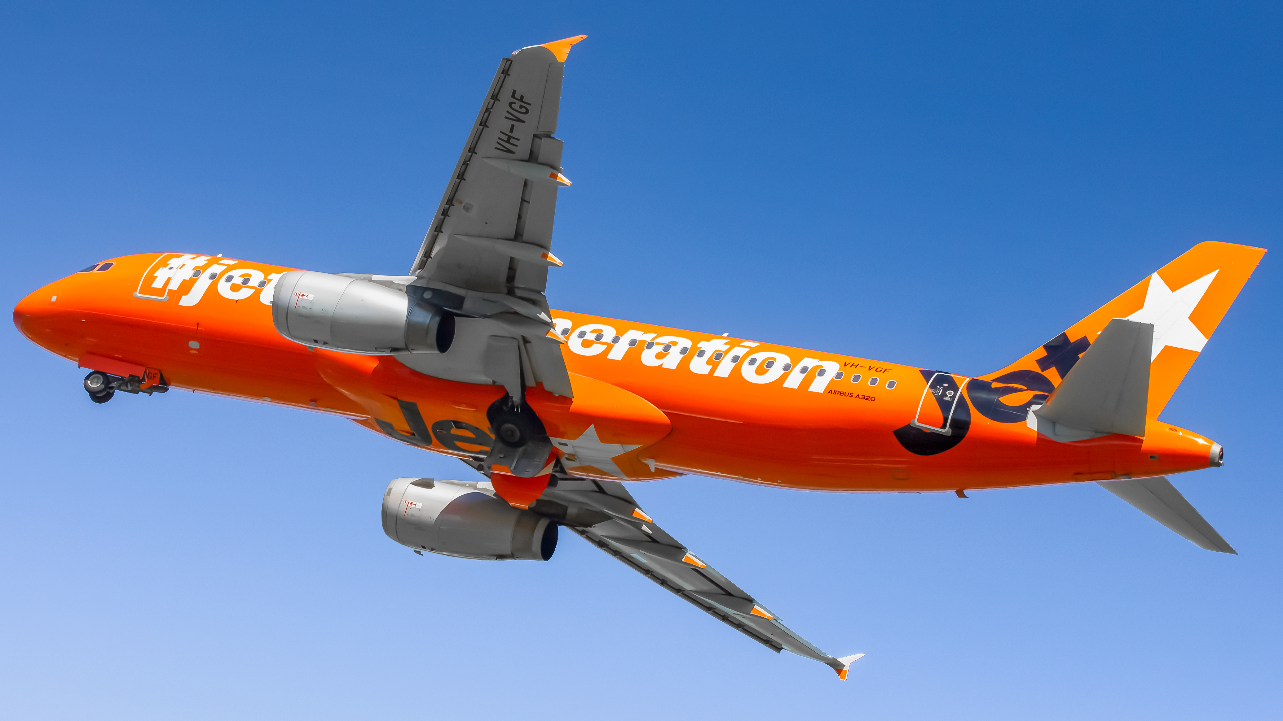 Full size: JetStar Airways Airbus A320 VH-VGF at Christchurch International Airport