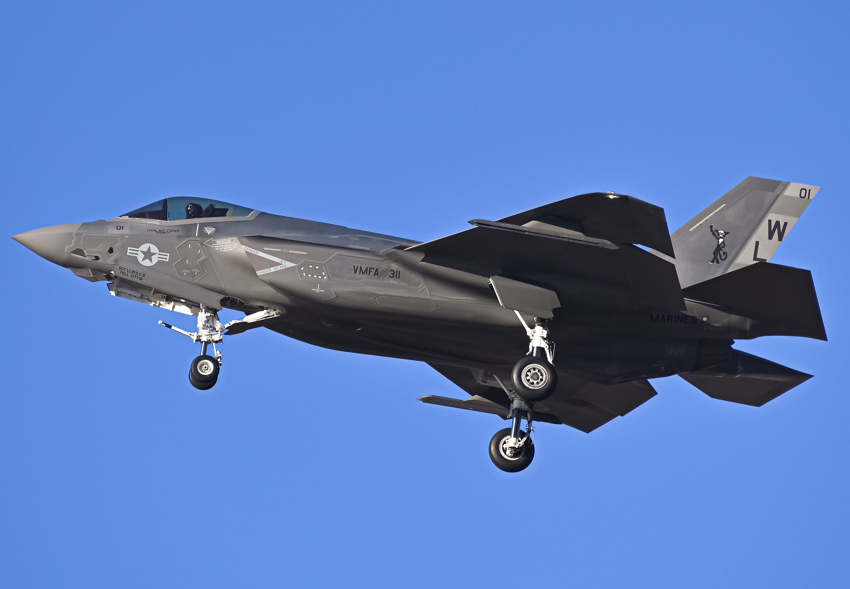 Full size: USMC - United States Marine Corp Lockheed Martin F-35 Lightning II 170103 at Miramar MCAS (Joe Foss Field) Airport