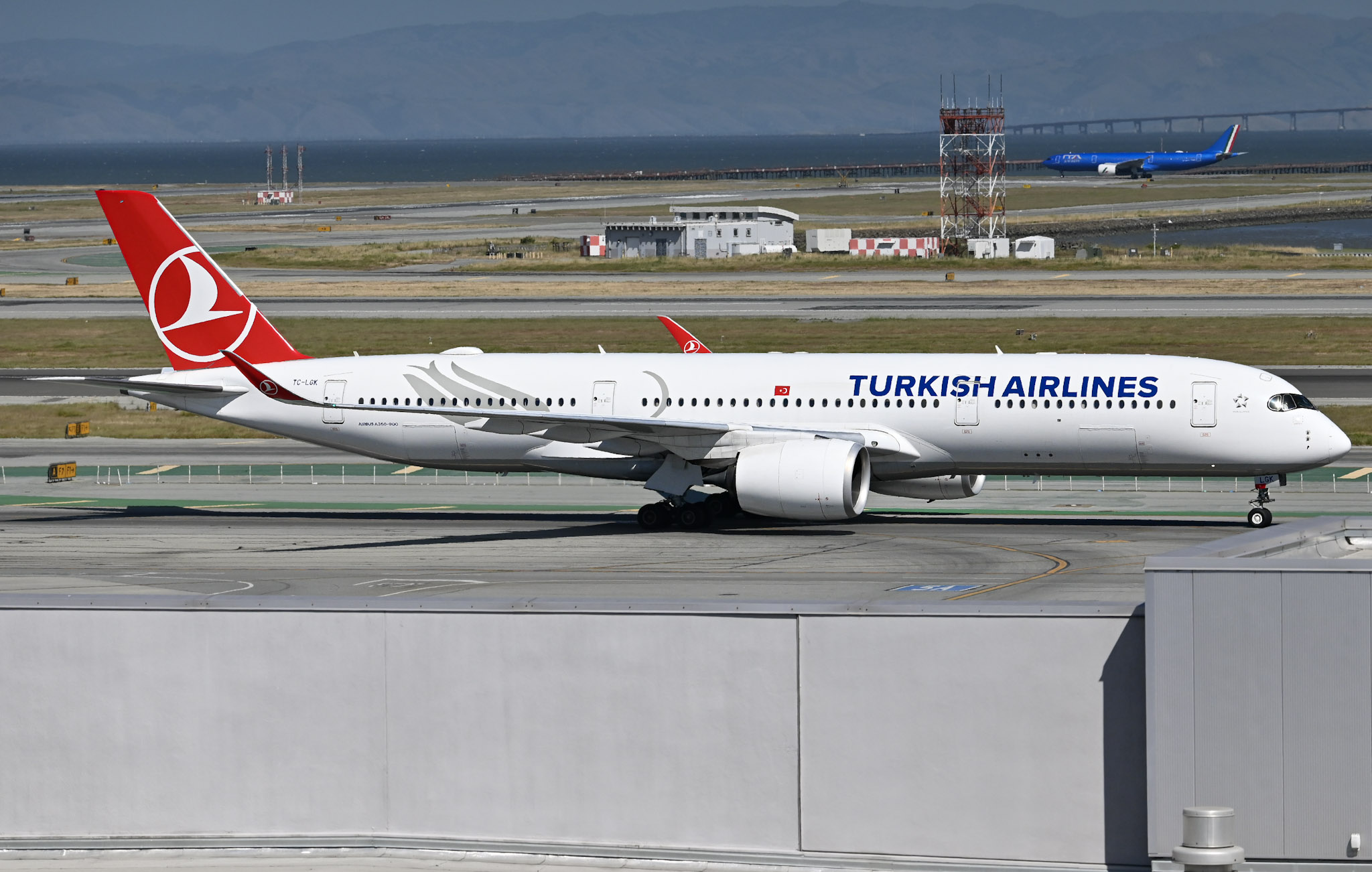 Full size: Turkish Airlines Airbus A350-900 TC-LGK at San Francisco International Airport