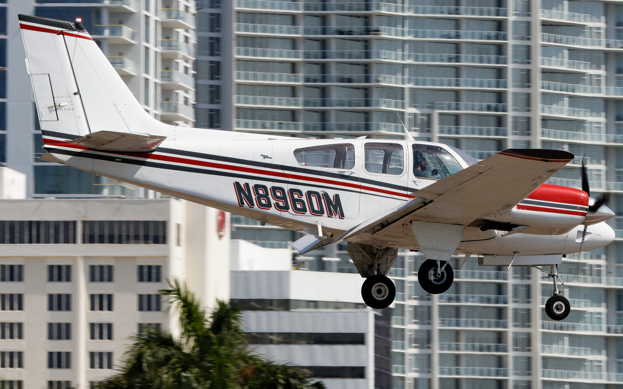 Full size: PRIVATE Beechcraft B55 Baron N8690M at St. Petersburg Albert Whitted Airport