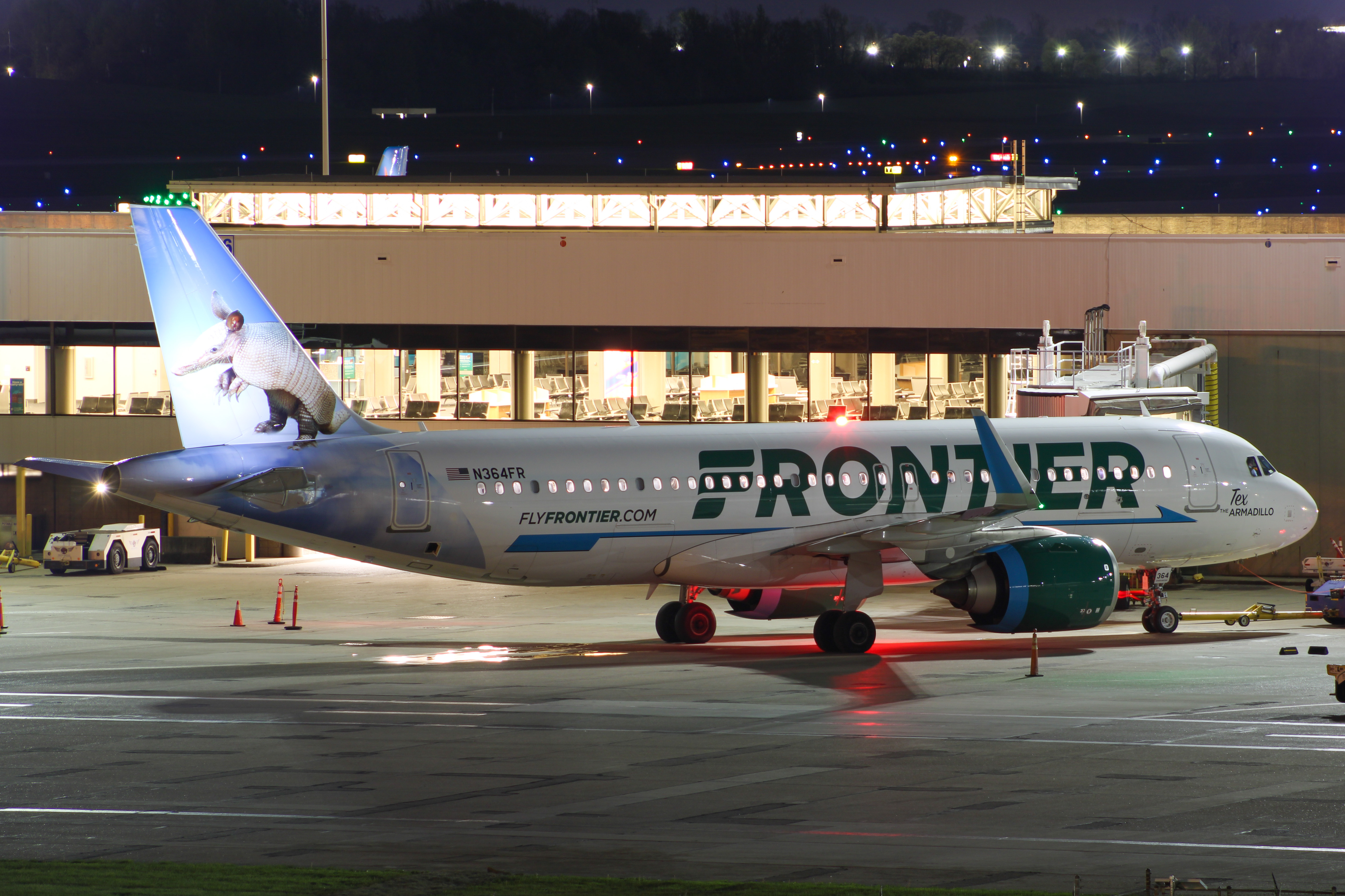 Full size: Frontier Airlines Airbus A320NEO N364FR at Cincinnati/Northern Kentucky International Airport