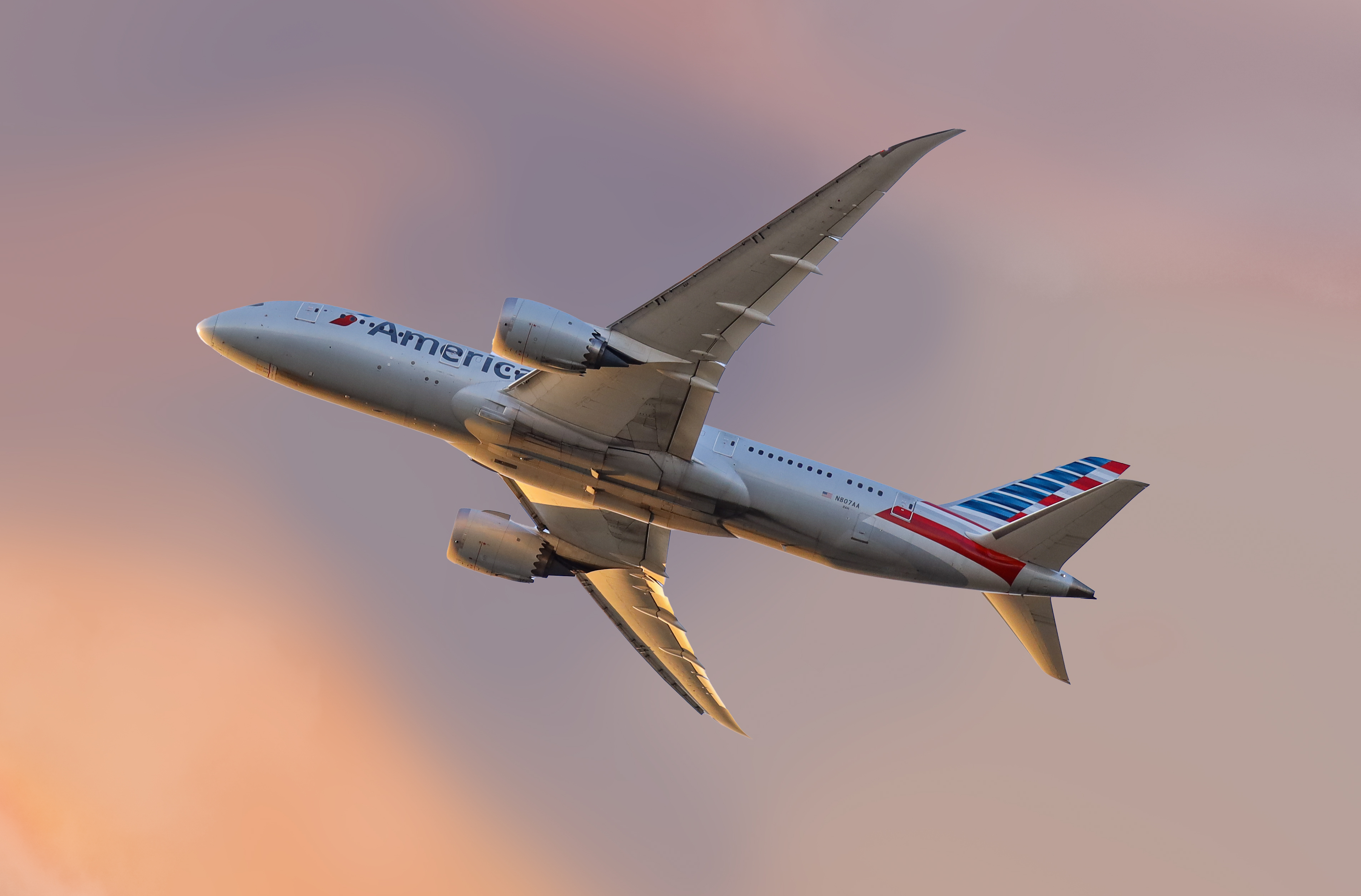Full size: American Airlines Boeing 787-8 N807AA at Philadelphia International Airport
