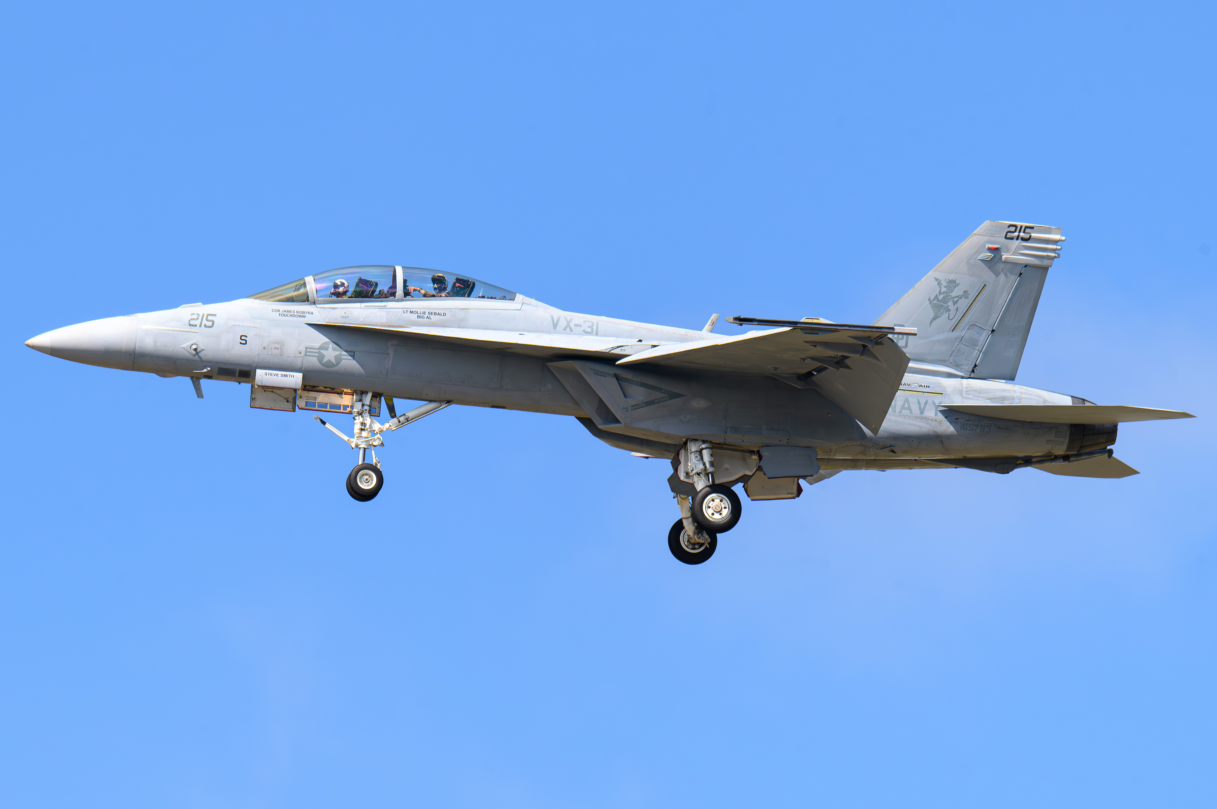 Full size: USN - United States Navy Boeing F/A-18E/F Super Hornet 165793 at North Island NAS