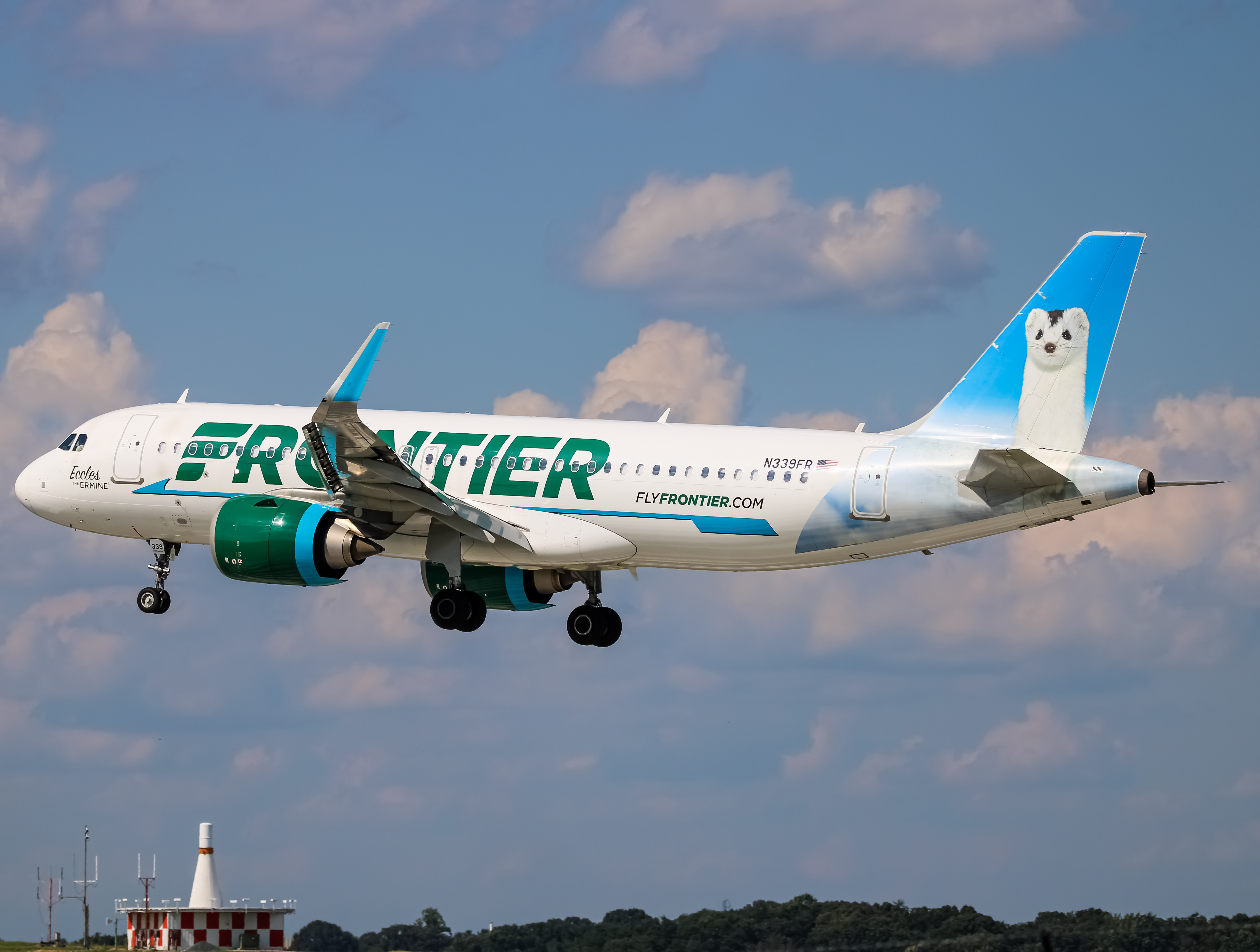 Full size: Frontier Airlines Airbus A320NEO N339FR at Baltimore/Washington International Thurgood Marshall Airport