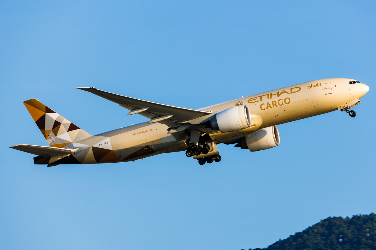 Full size: Etihad Cargo Boeing 777-F A6-DDE at Hong Kong International Airport