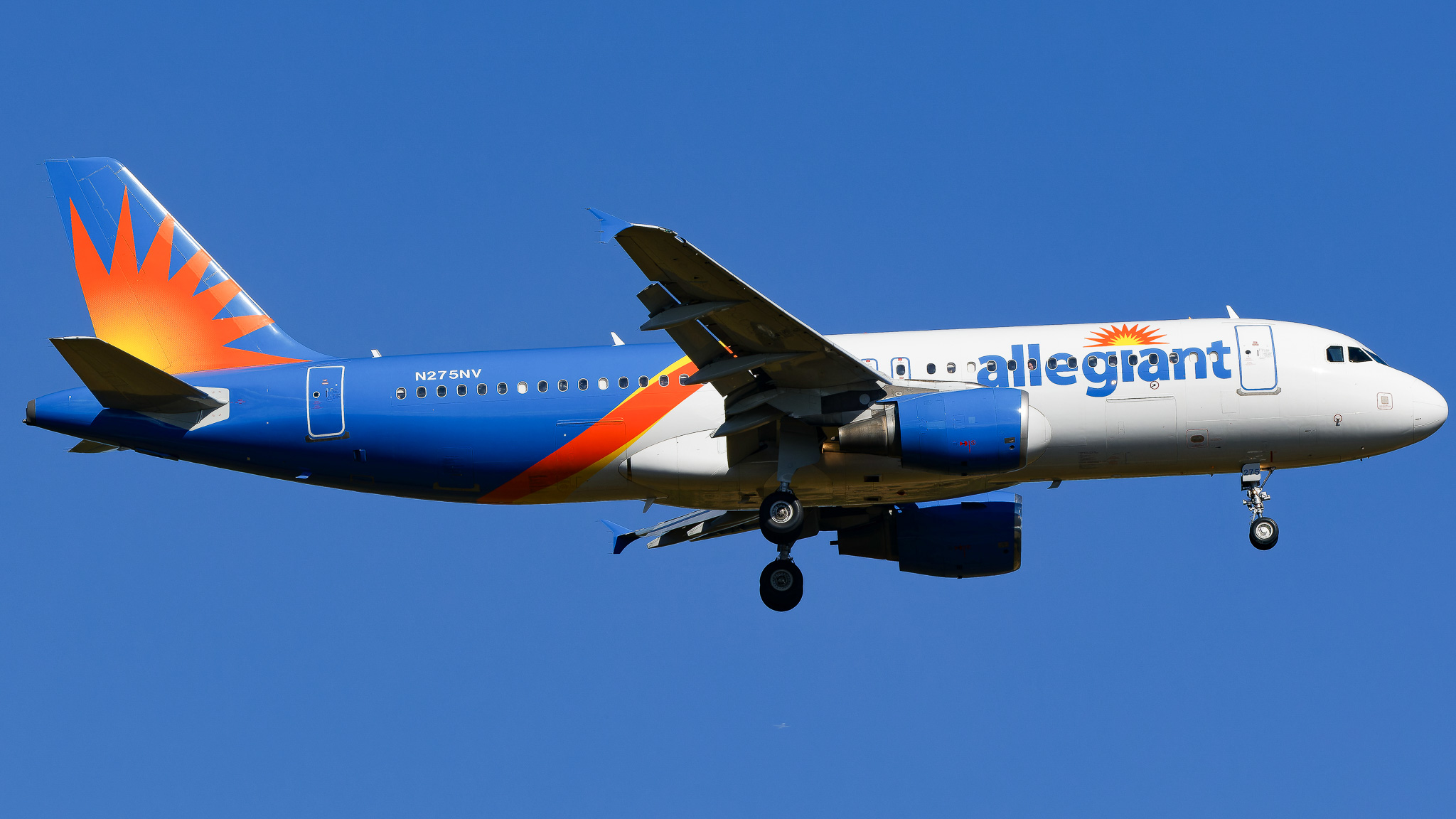 Full size: Allegiant Air Airbus A320 N275NV at Asheville Regional Airport