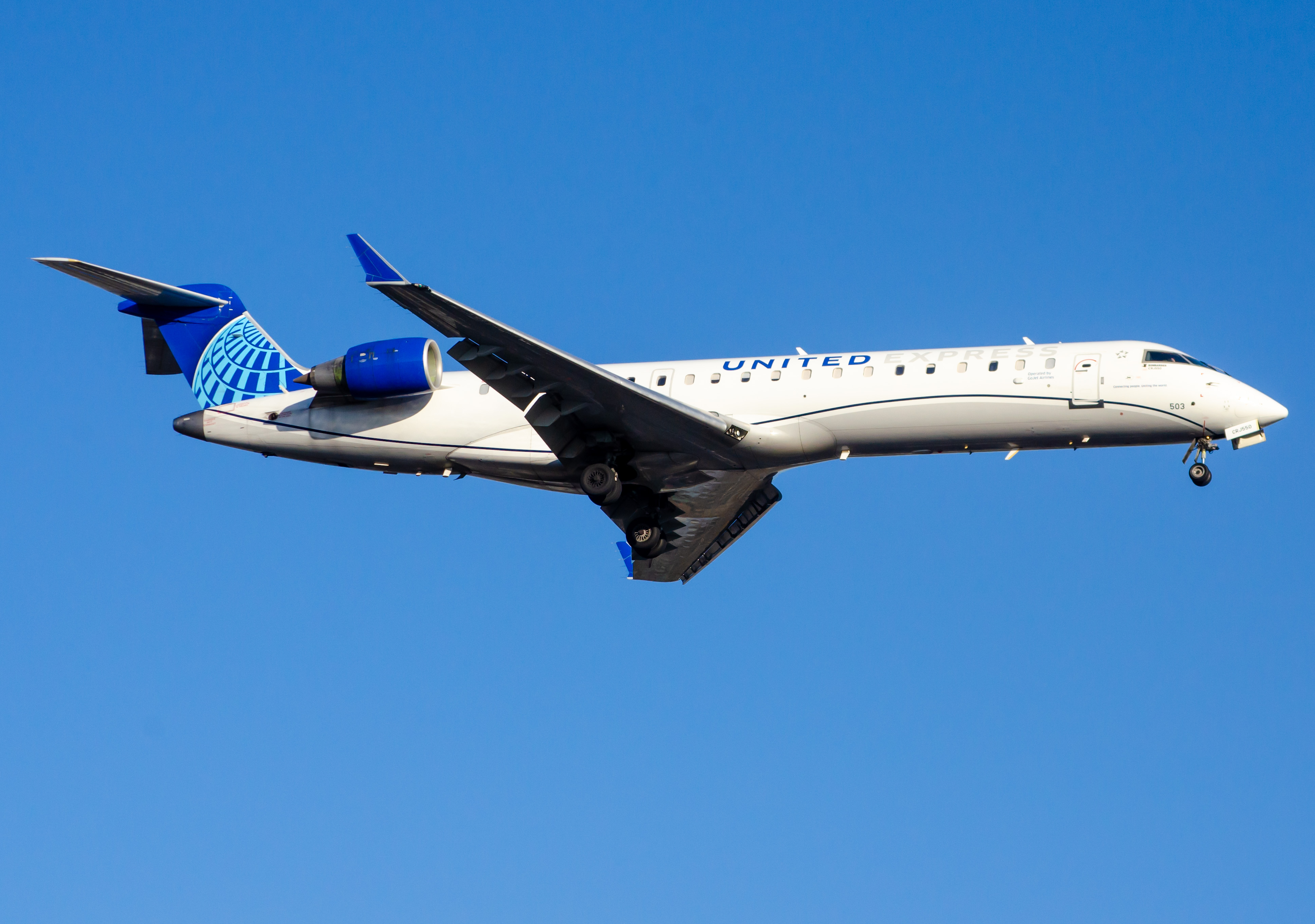 Full size: United Express Mitsubishi CRJ-550 N503GJ at Newark Liberty International Airport