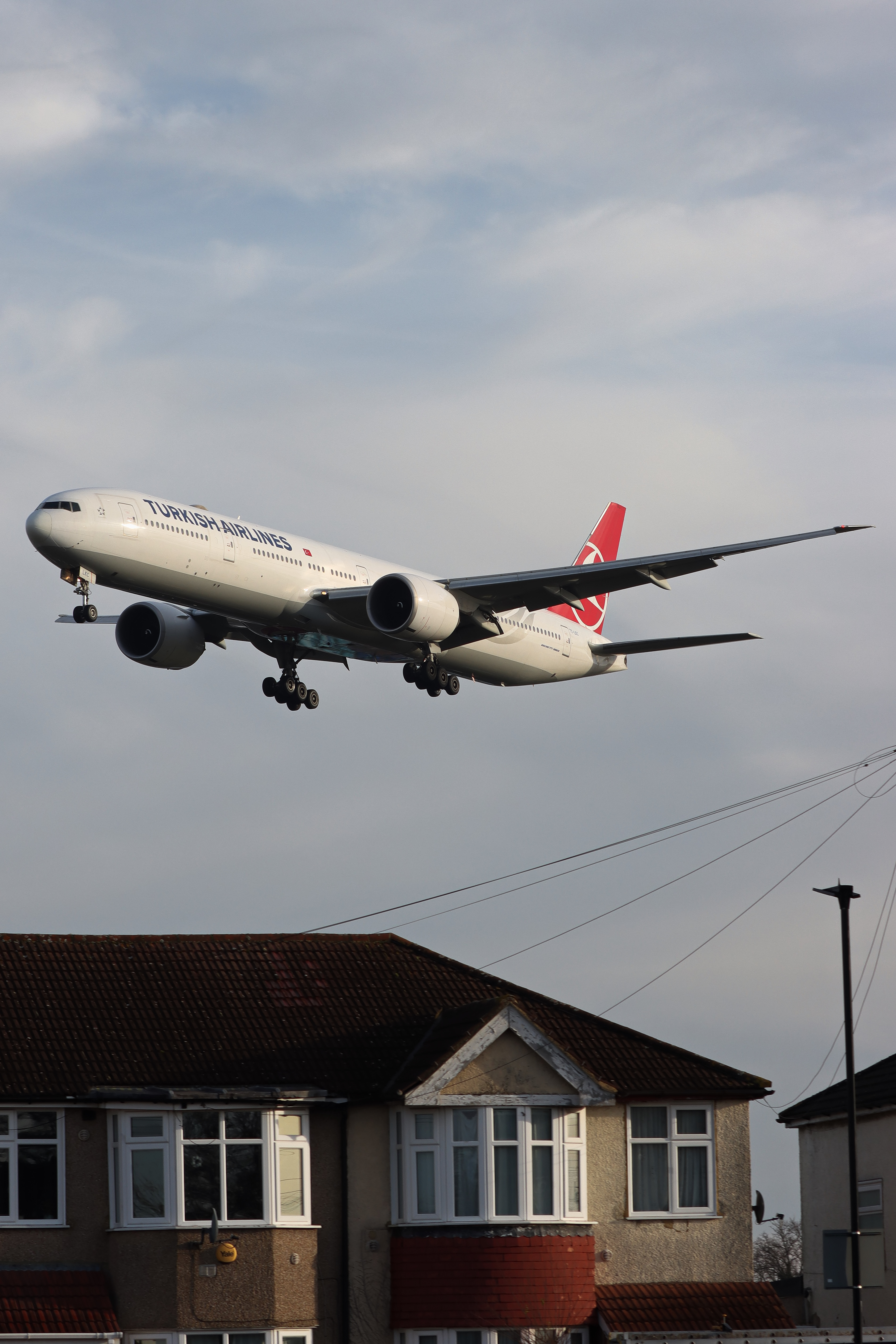 Full size: Turkish Airlines Boeing 777-300ER TC-LKC at London Heathrow International Airport