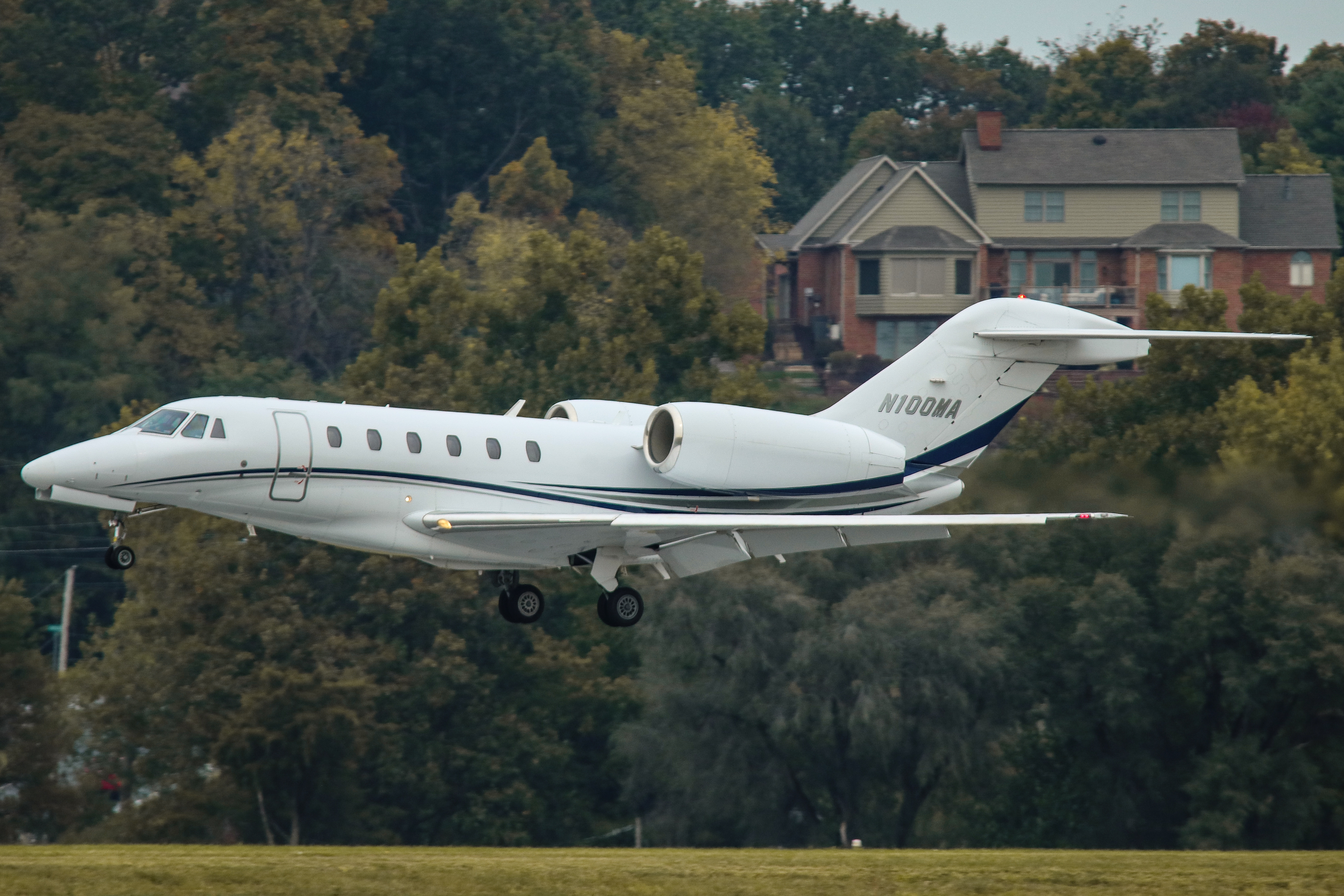 Full size: PRIVATE Cessna Citation 750 X N100MA at Lancaster Airport