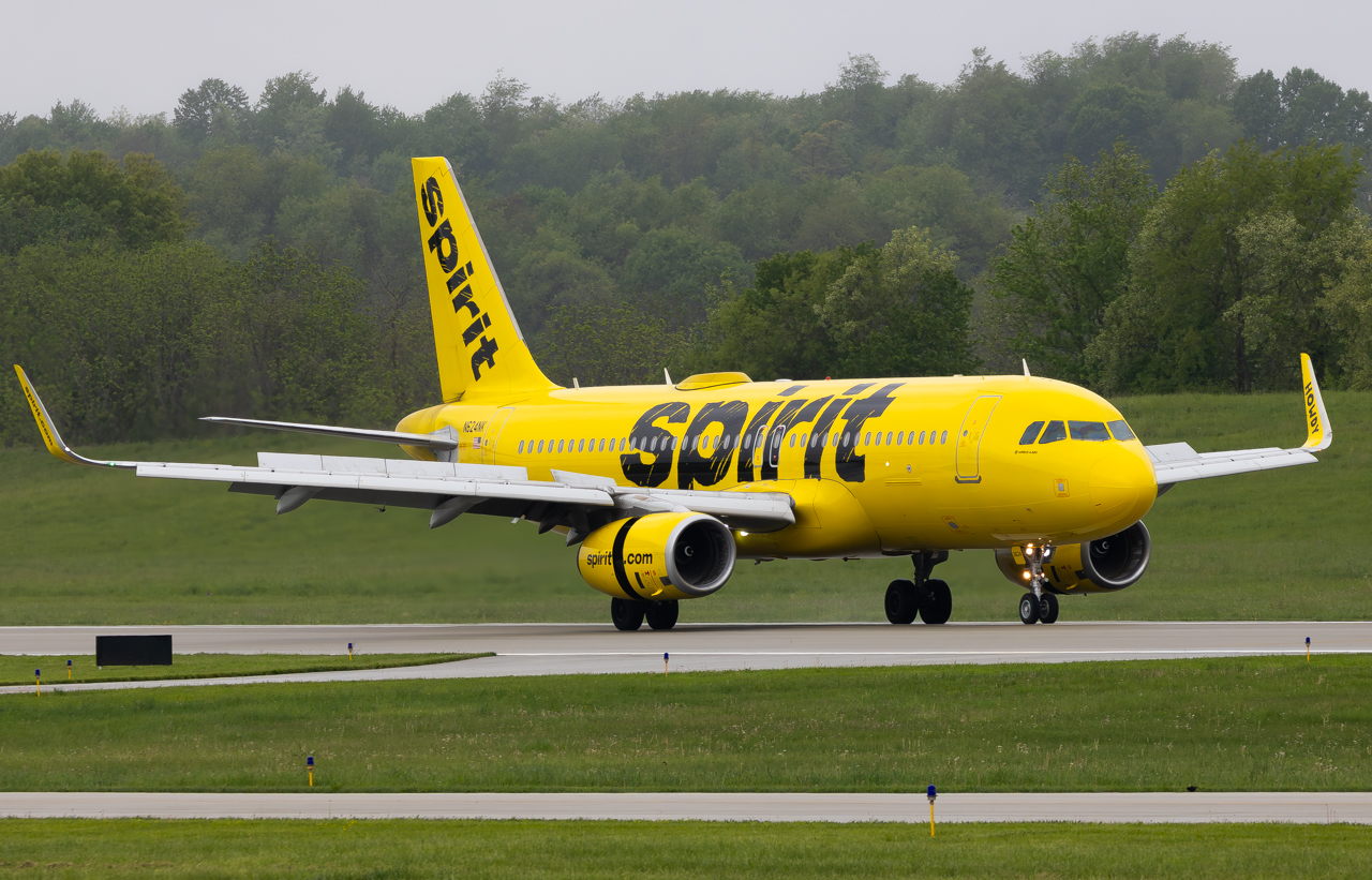 Full size: Spirit Airlines Airbus A320 N624NK at Latrobe Arnold Palmer Regional Airport