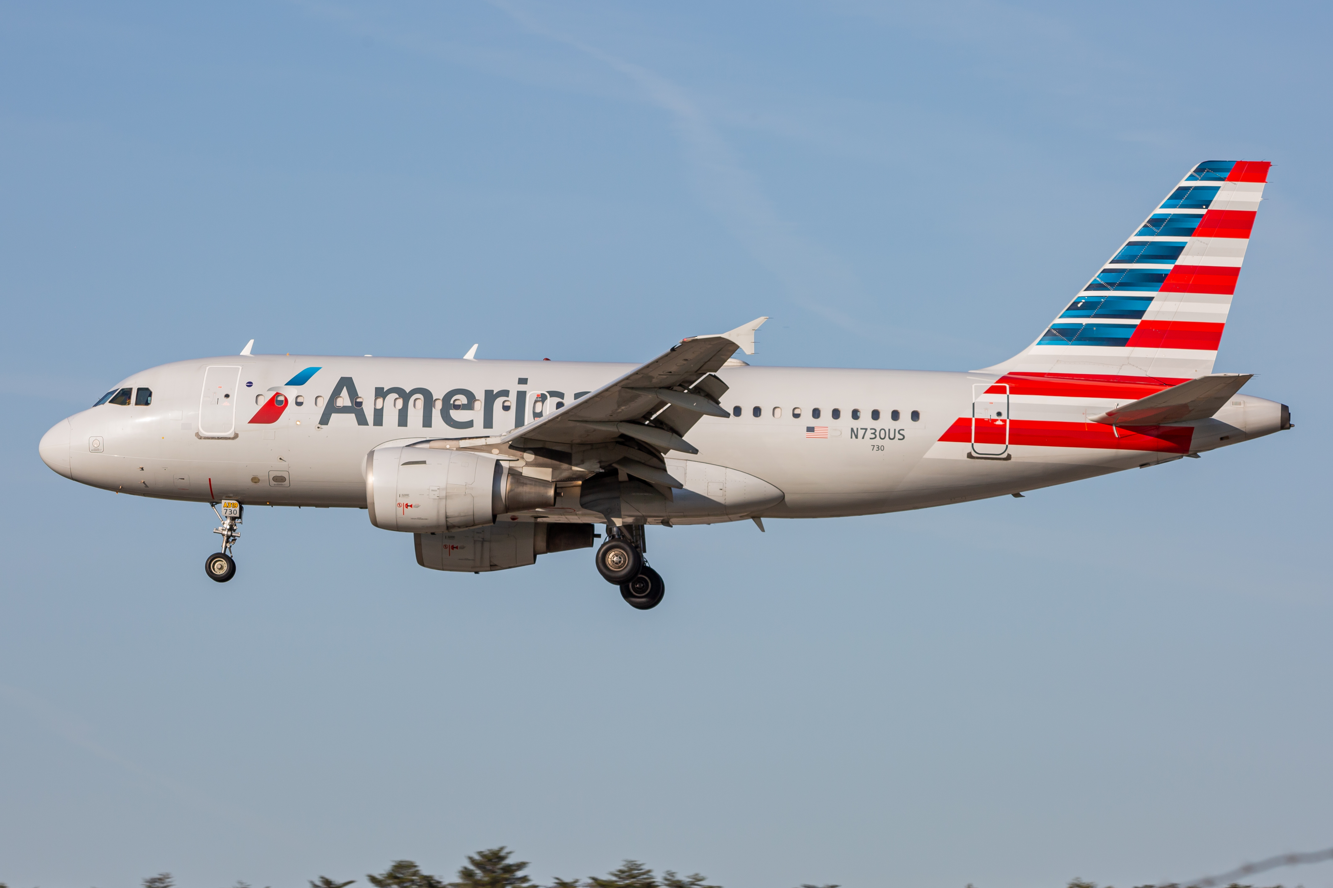 Full size: American Airlines Airbus A319 N730US at Baltimore/Washington International Thurgood Marshall Airport
