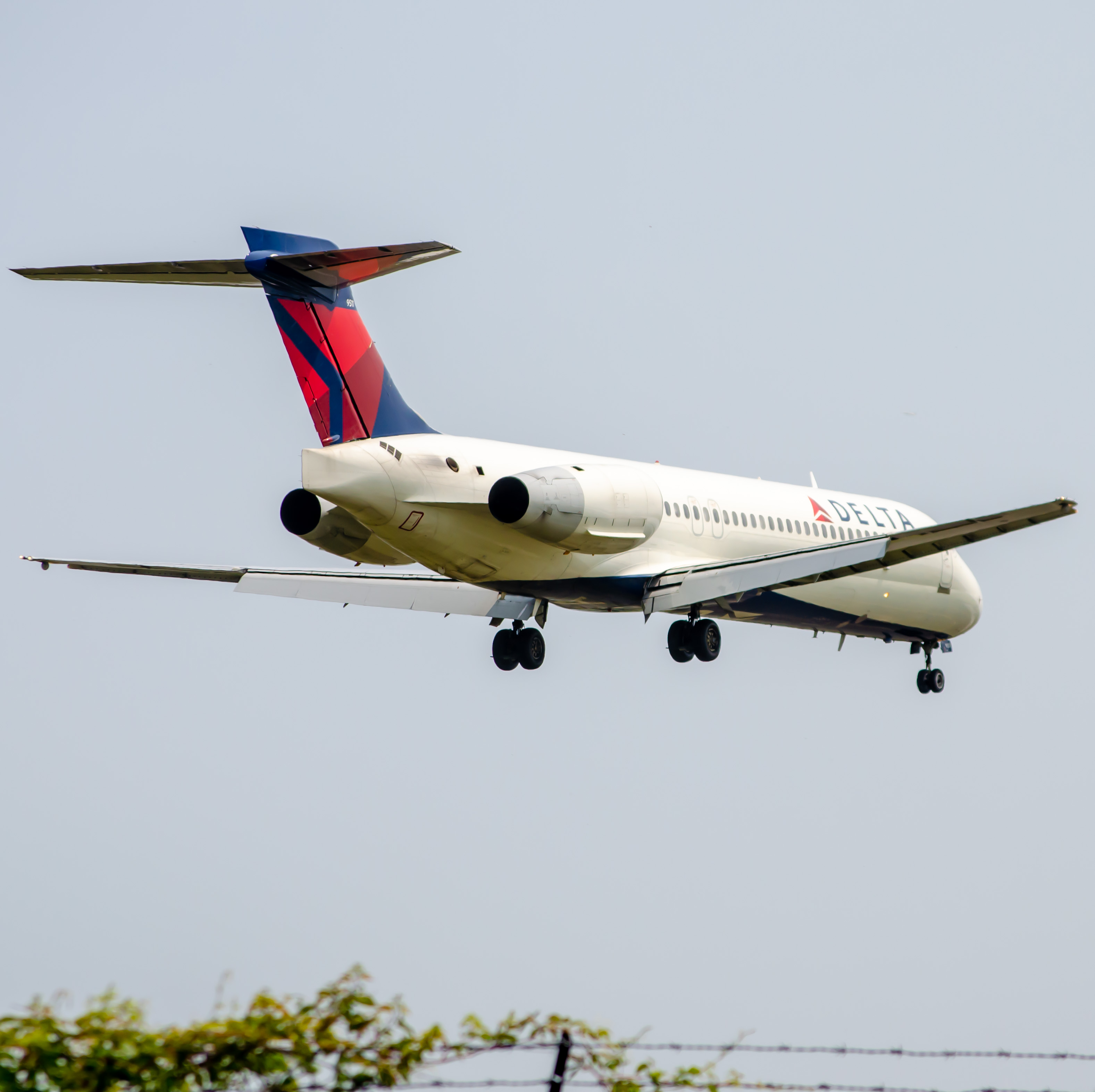 Full size: Delta Airlines Boeing 717-200 N952AT at Philadelphia International Airport