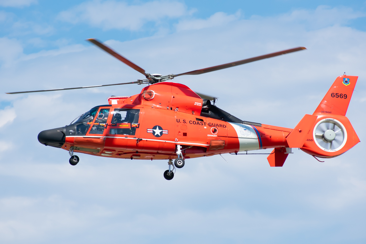 Full size: USCG - United States Coast Guard Eurocopter MH-65 6569 at Cleveland Burke Lakefront Airport