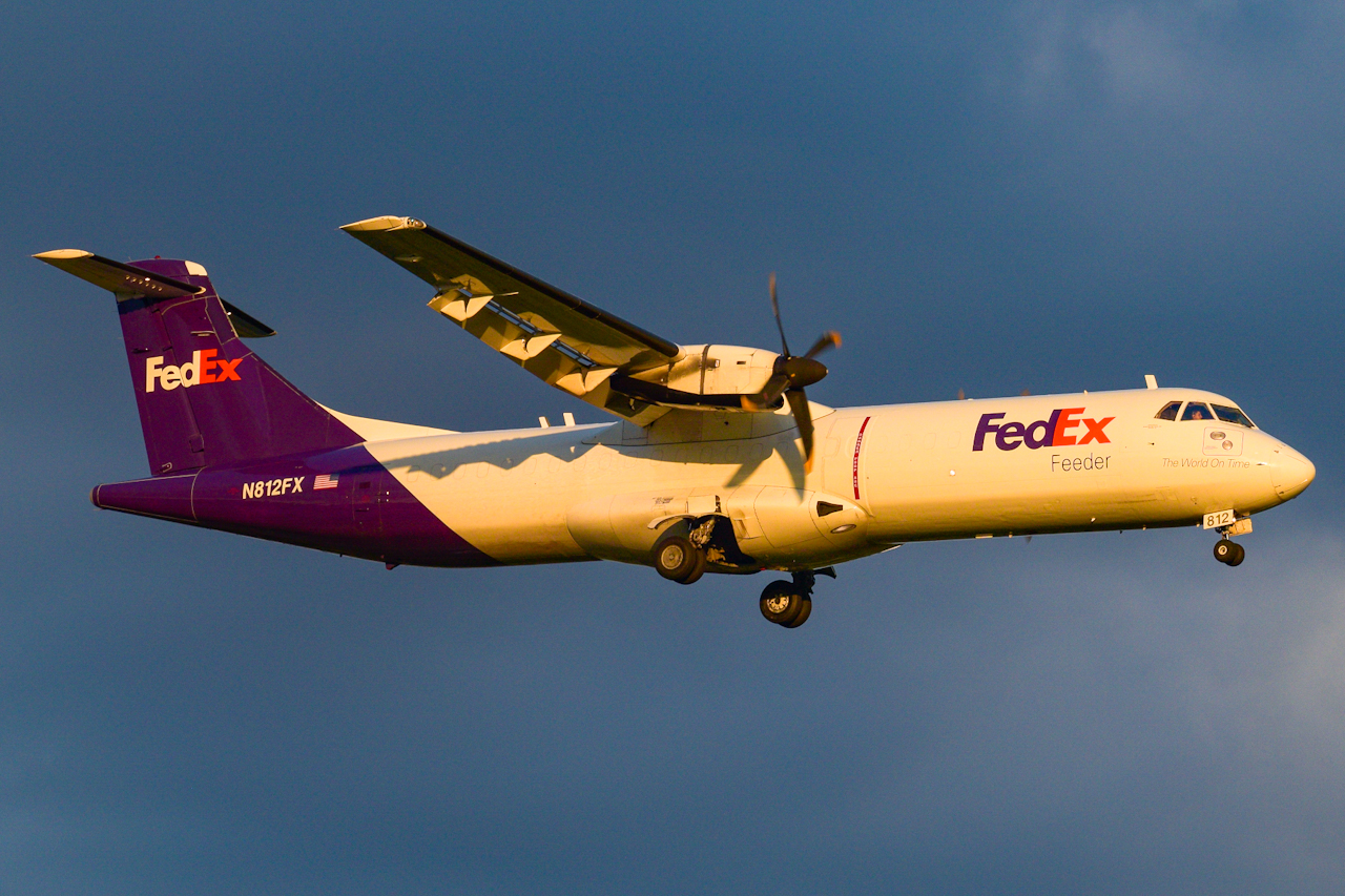 Full size: FedEx ATR 72-600 N812FX at Raleigh-Durham International Airport