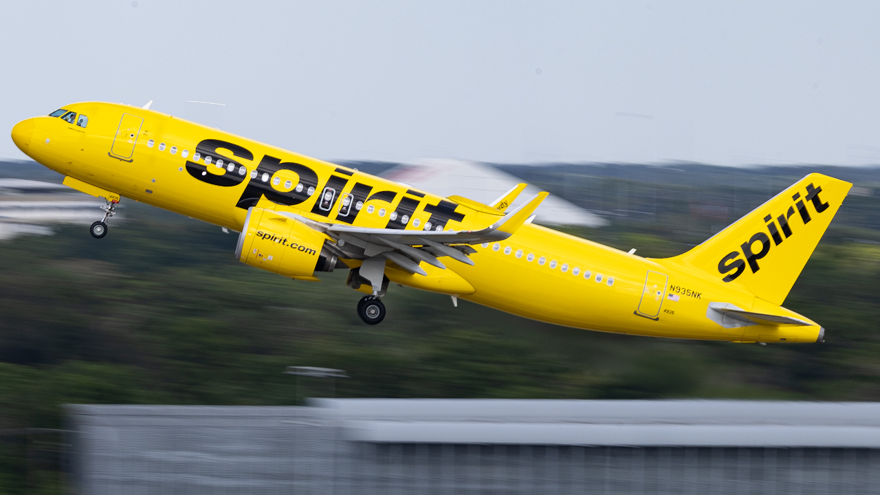 Full size: Spirit Airlines Airbus A320NEO N935NK at Tampa International Airport