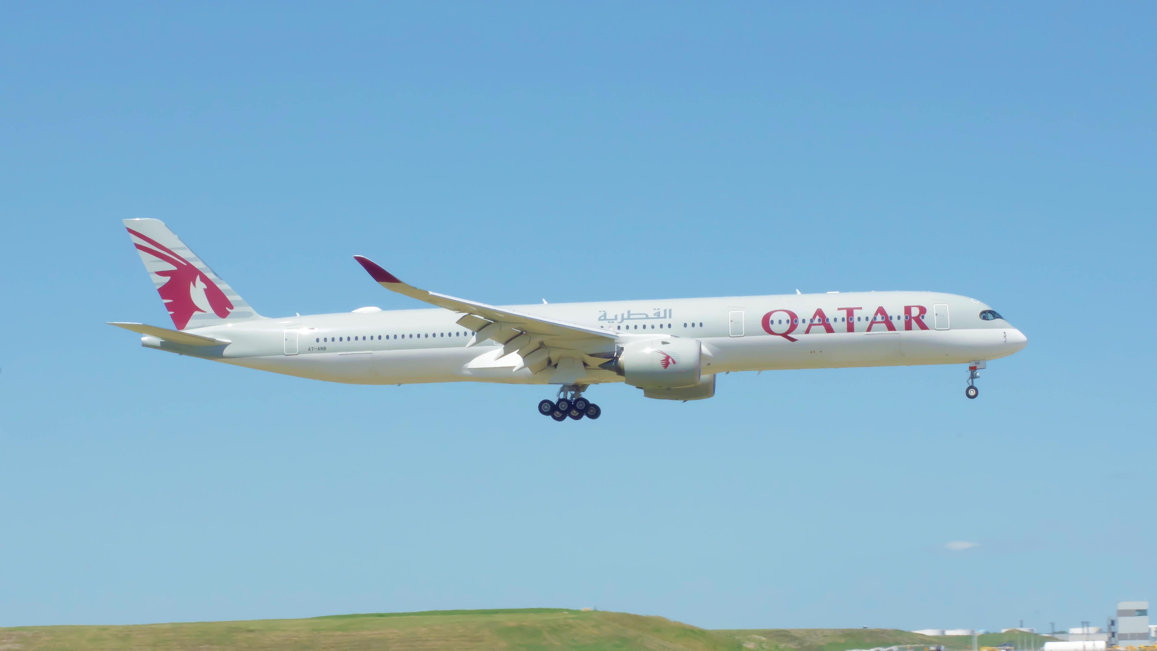 Full size: Qatar Airways Airbus A350-1000 A7-ANB at Chicago O'Hare International Airport