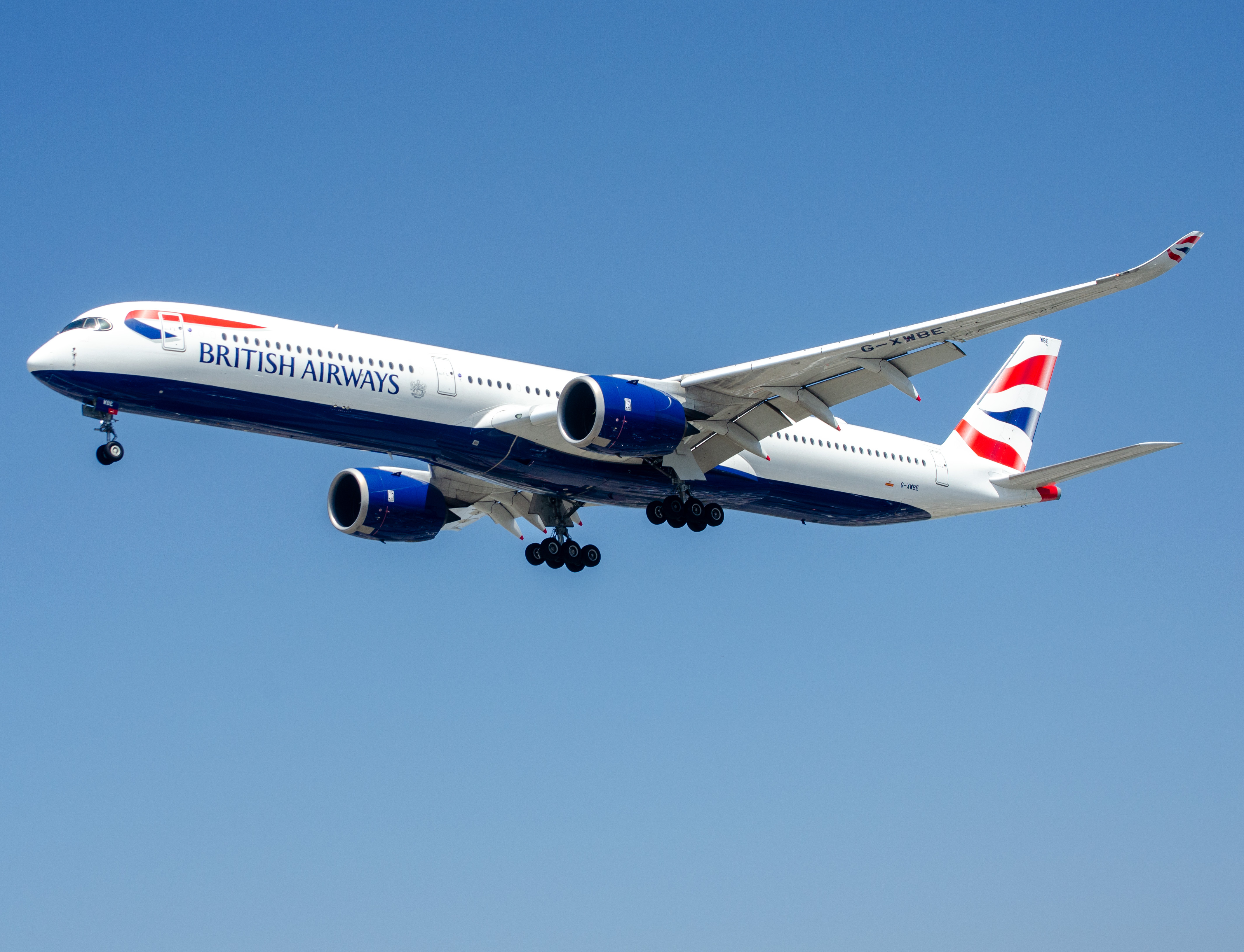 Full size: British Airways Airbus A350-1000 G-XWBE at Los Angeles International Airport