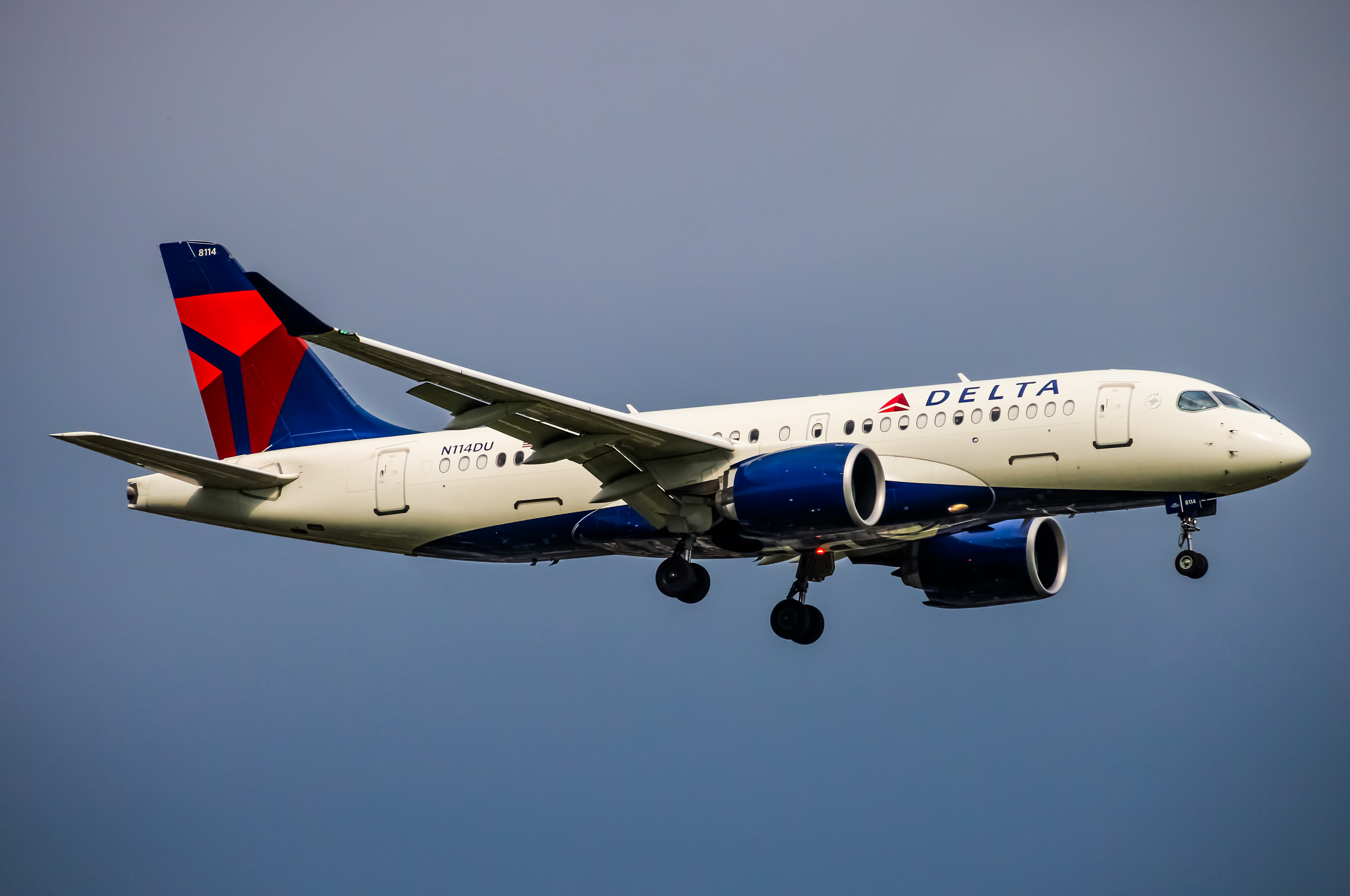 Full size: Delta Airlines Airbus A220-100 N114DU at John F. Kennedy International Airport