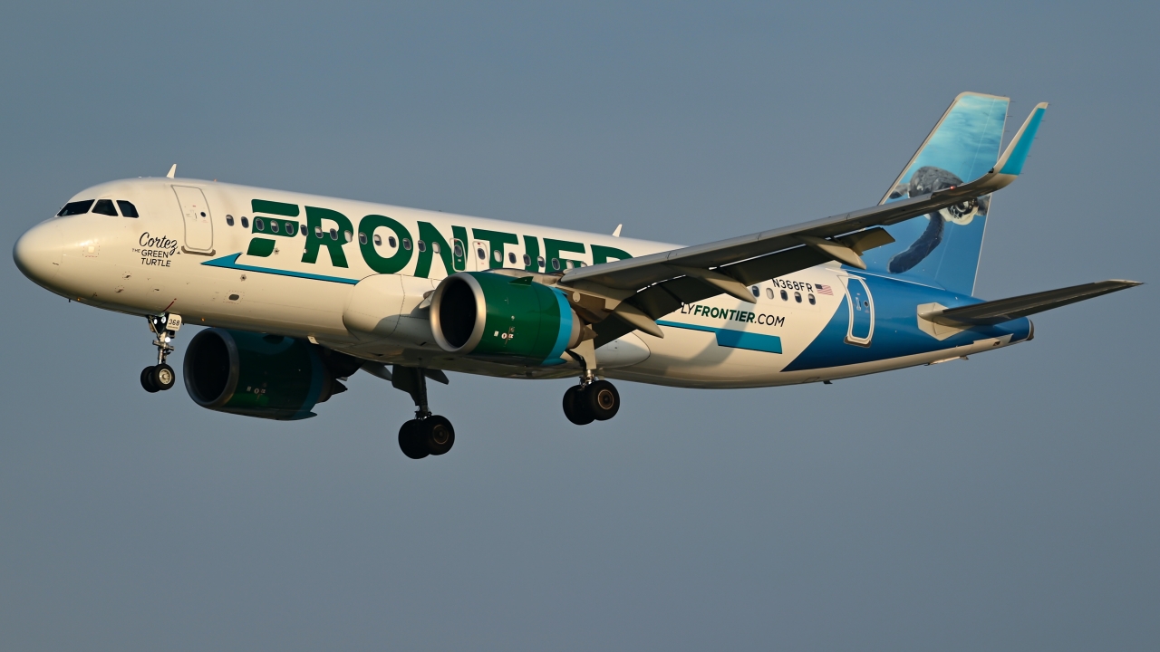 Full size: Frontier Airlines Airbus A320NEO N368FR at Dallas-Fort Worth International Airport