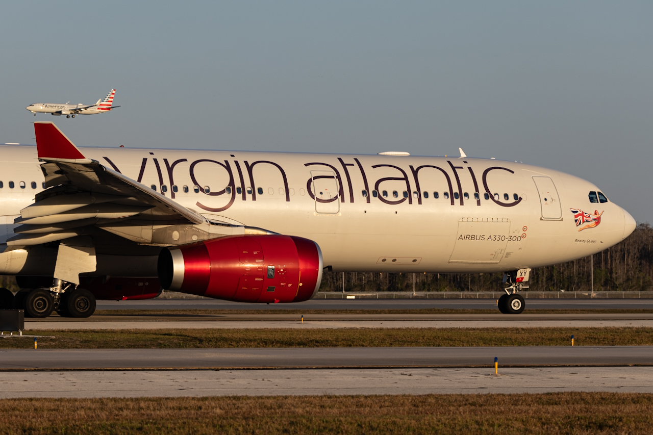 Full size: Virgin Atlantic Airbus A330-300 G-VSXY at Orlando International Airport