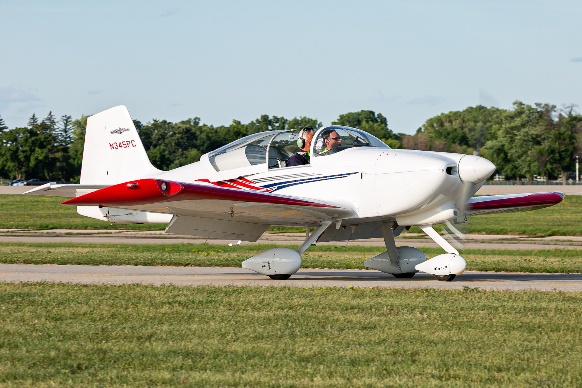 Full size: PRIVATE Vans RV-6A N345PC at Wittman Regional Airport
