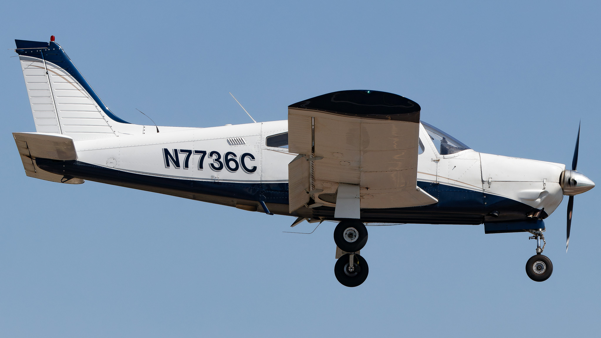 Full size: PRIVATE Piper PA-28 N7736C at St. Petersburg Albert Whitted Airport