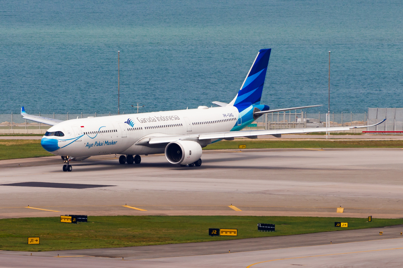 Full size: Garuda Indonesia Airbus A330-900 PK-GHG at Hong Kong International Airport
