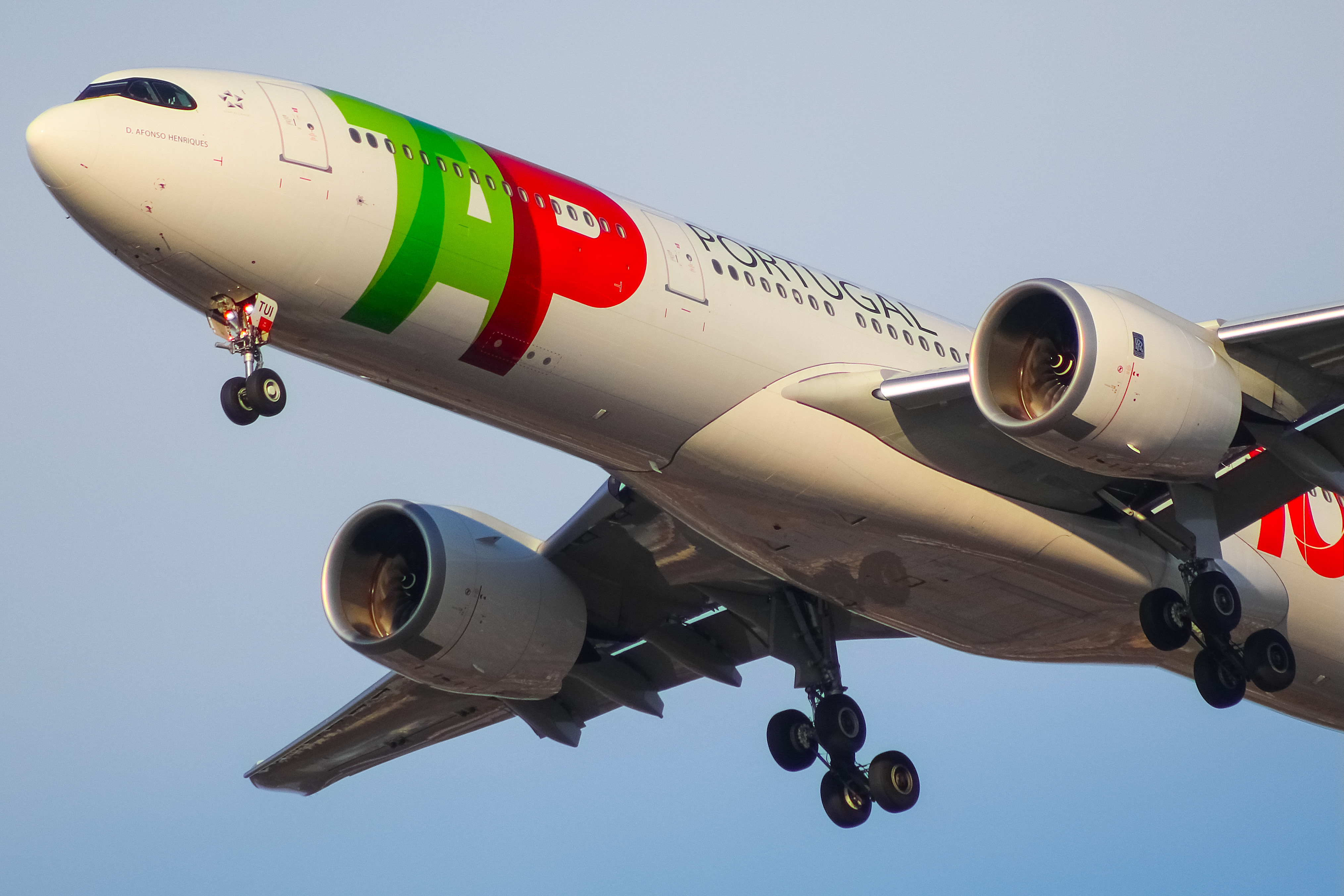Full size: TAP Air Portugal Airbus A330-900 CS-TUI at Chicago O'Hare International Airport