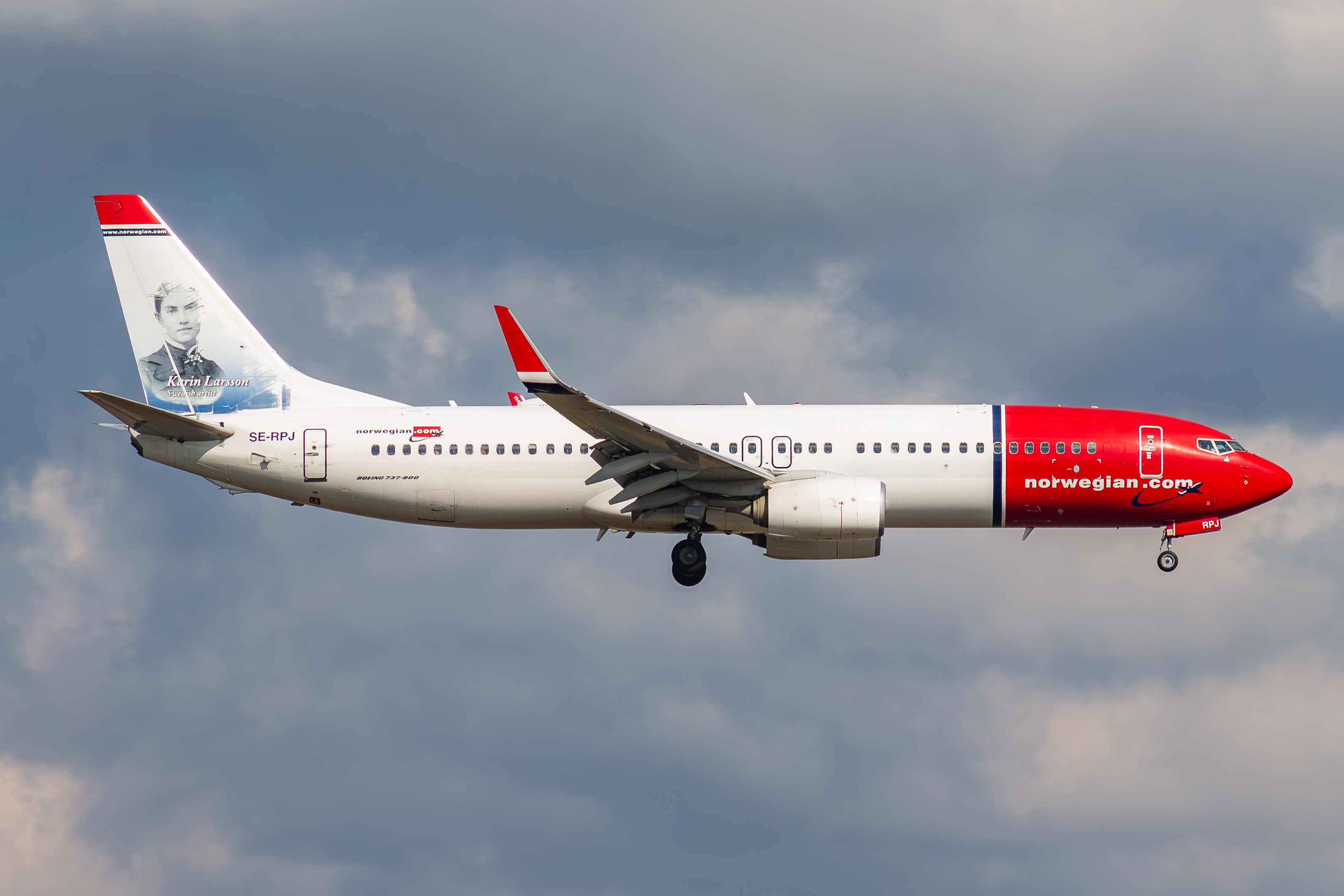 Full size: Norwegian Air Shuttle Boeing 737-800 SE-RPJ at Helsinki Vantaa Airport