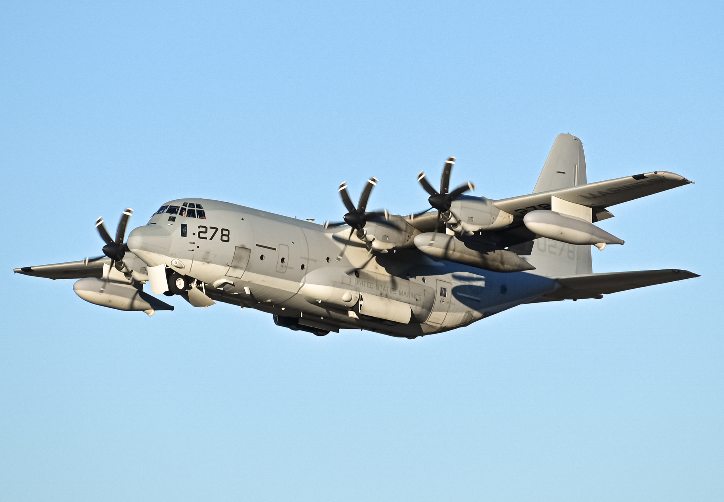 Full size: USMC - United States Marine Corp Lockheed Martin KC-130J Hercules 170278 at Brown Field Municipal Airport