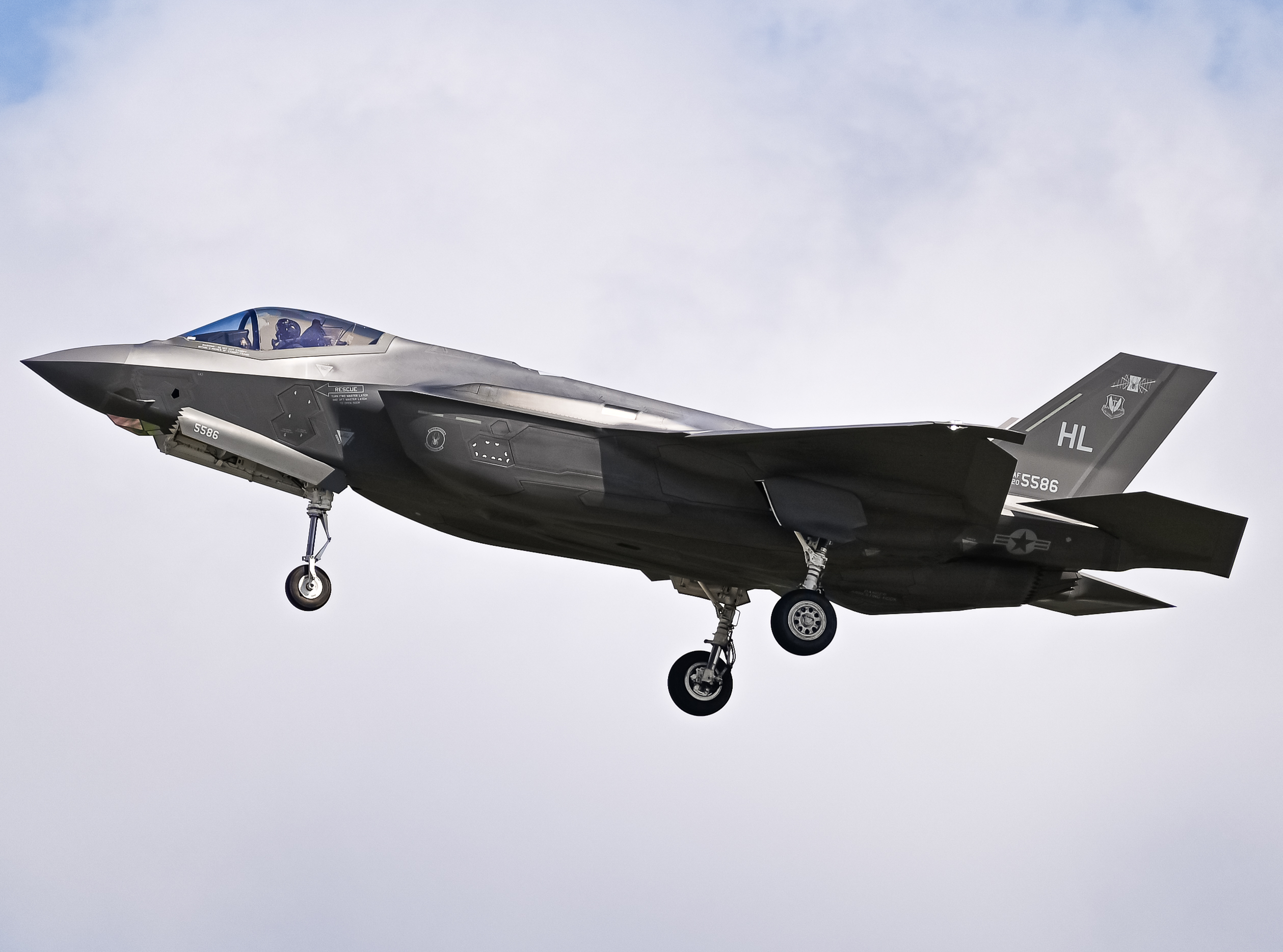 Full size: USAF - United States Air Force Lockheed Martin F-35 Lightning 20-5586 at North Island NAS
