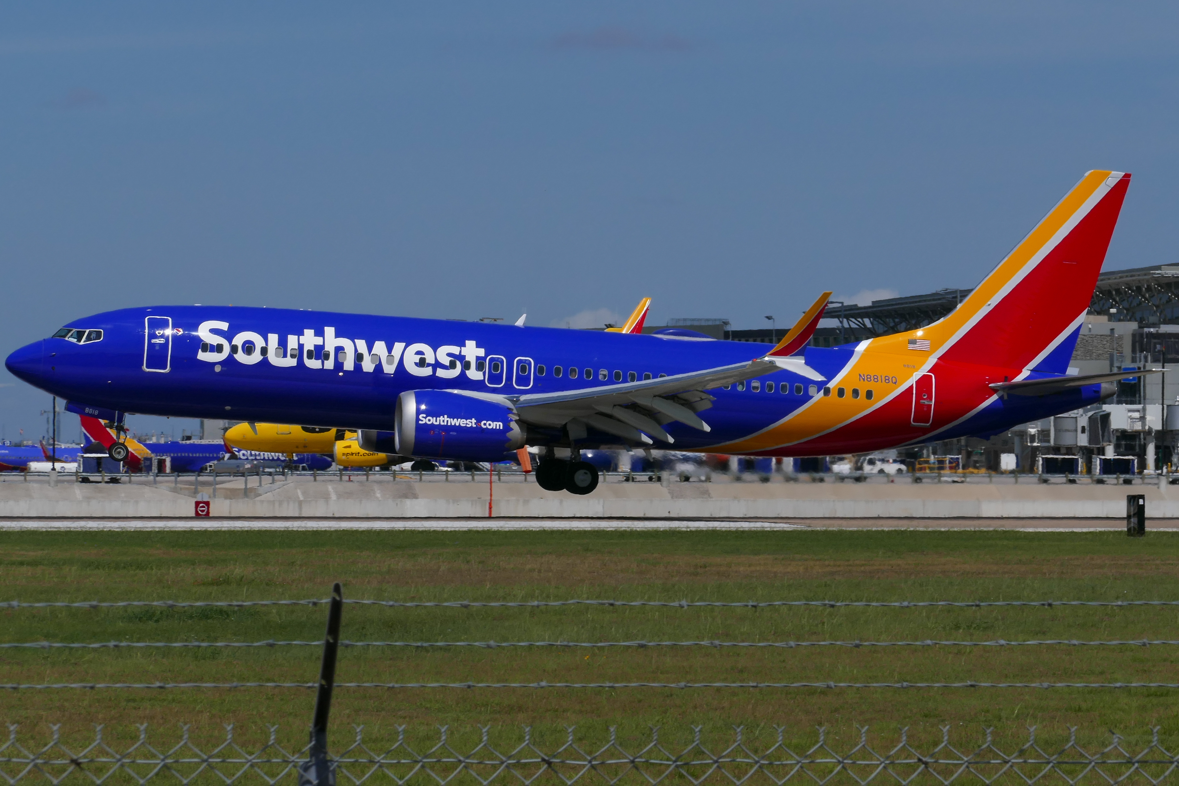 Full size: Southwest Airlines Boeing 737 MAX 8 N8818Q at Austin-Bergstrom International Airport