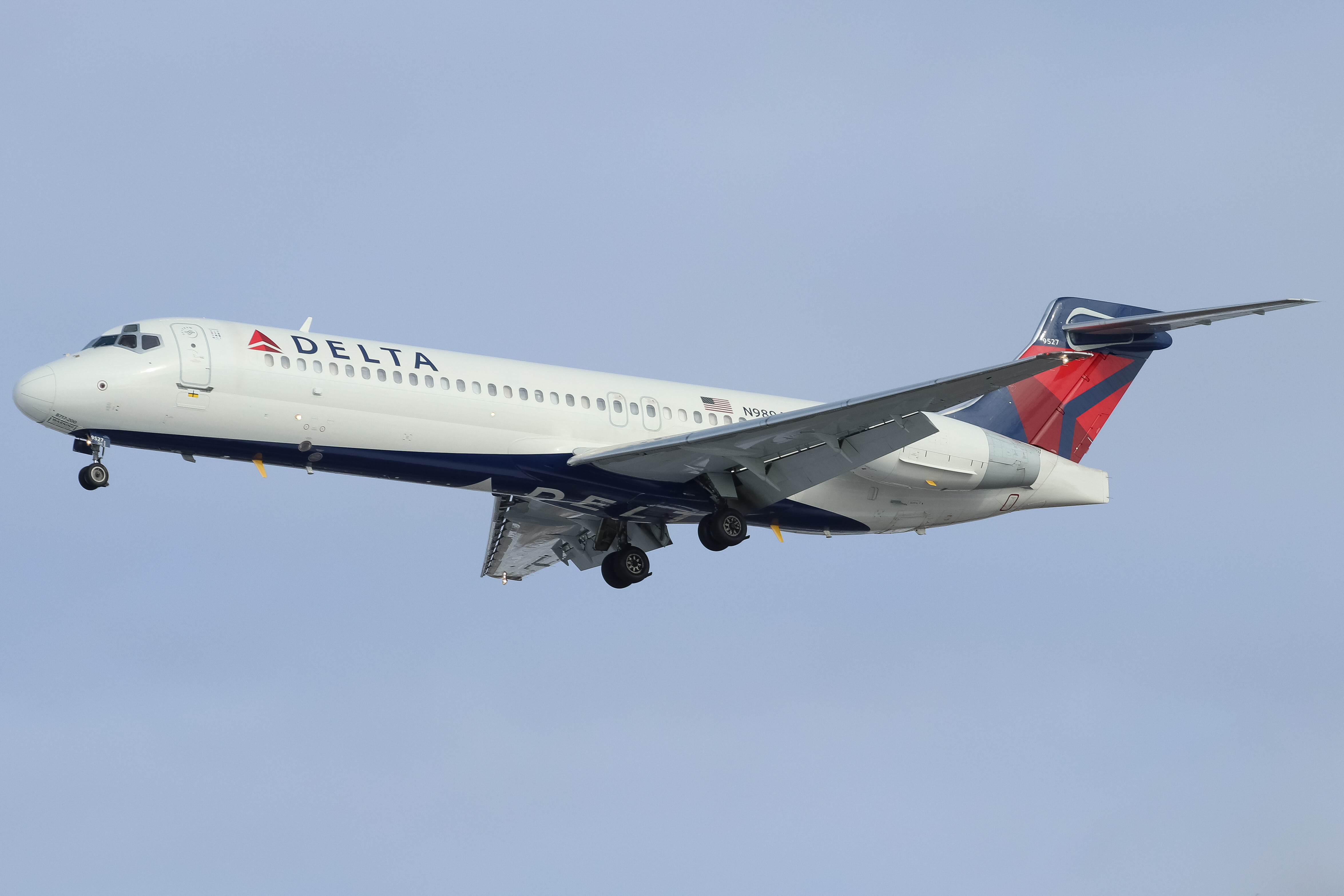 Full size: Delta Airlines Boeing 717-200 N980AT at Philadelphia International Airport