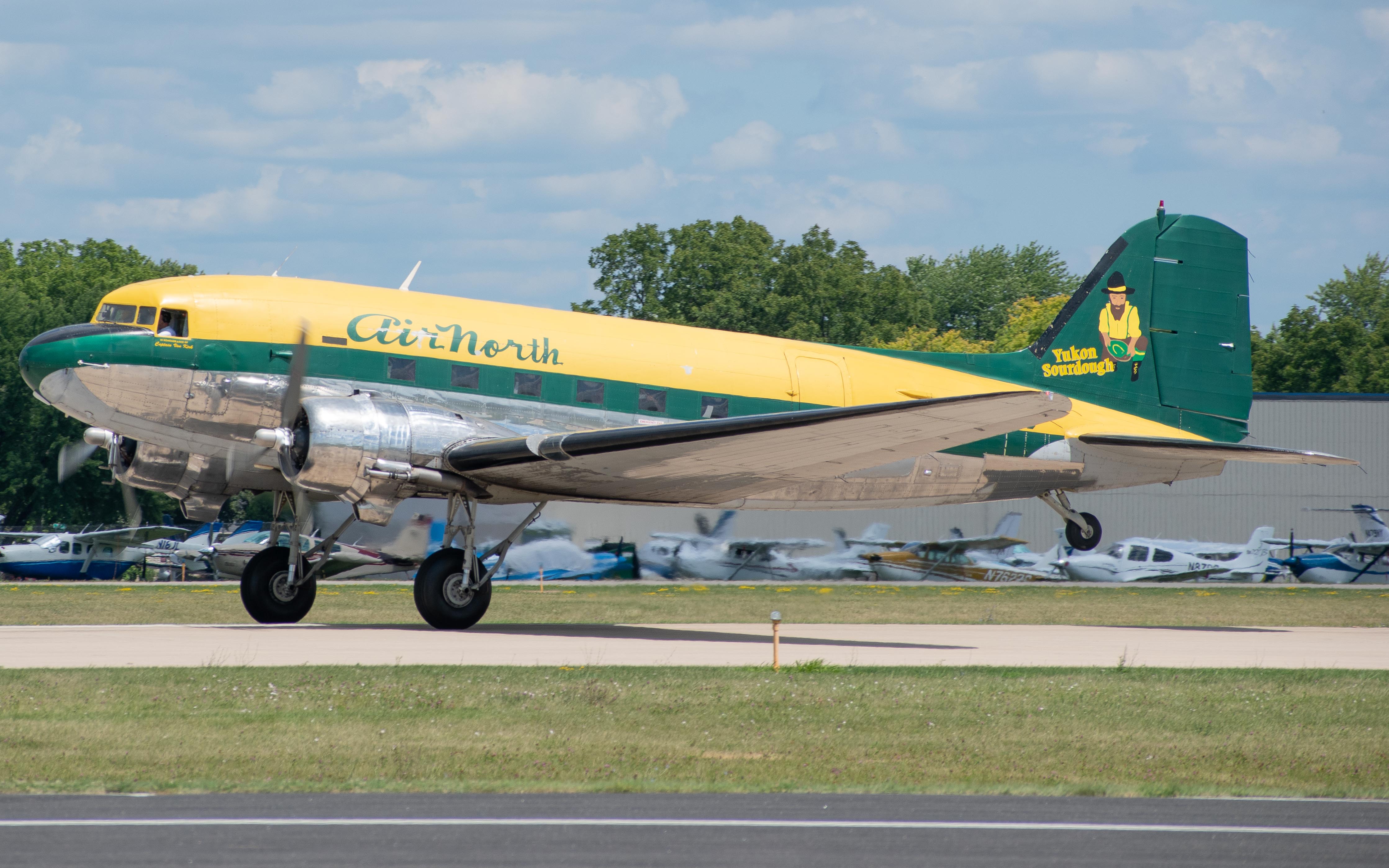 Full size: Air North Douglas DC-3 N983DC at Wittman Regional Airport