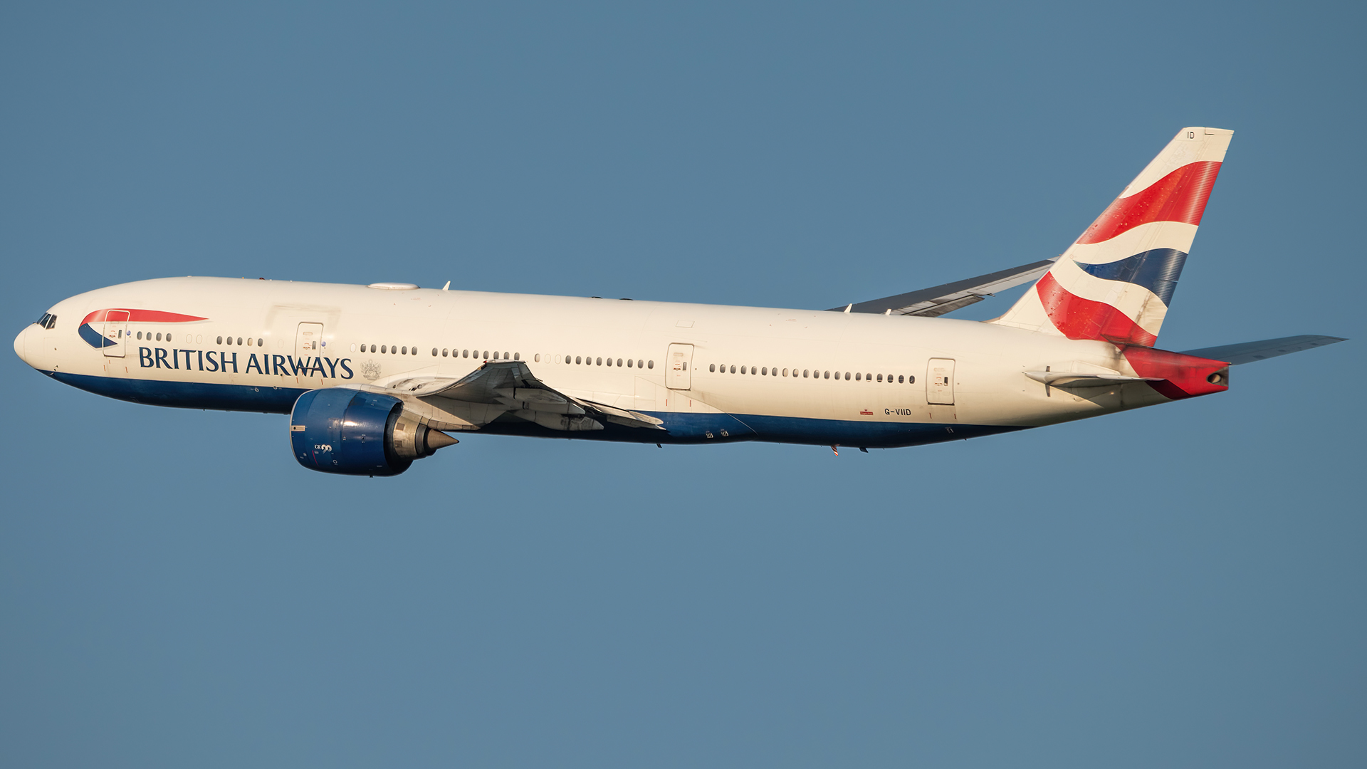 Full size: British Airways Boeing 777-236ER G-VIID at Washington Dulles International Airport