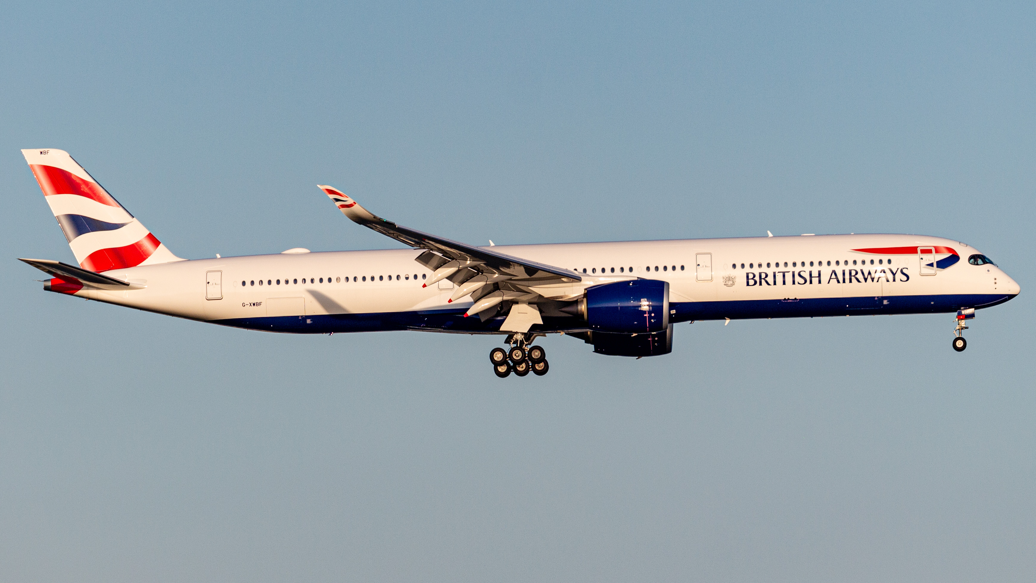 Full size: British Airways Airbus A350-1000 G-XWBF at General Edward Lawrence Logan International Airport