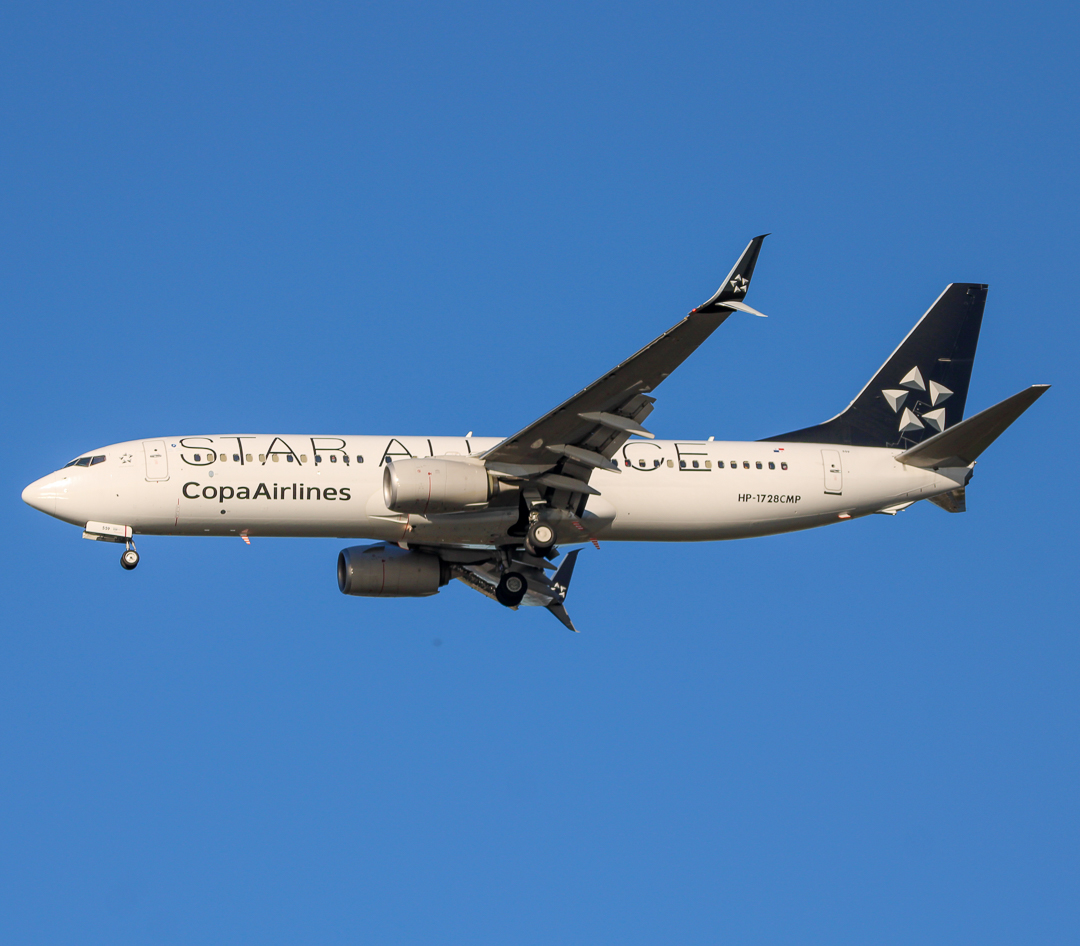 Full size: Copa Airlines Boeing 737-800 HP-1728CMP at John F. Kennedy International Airport