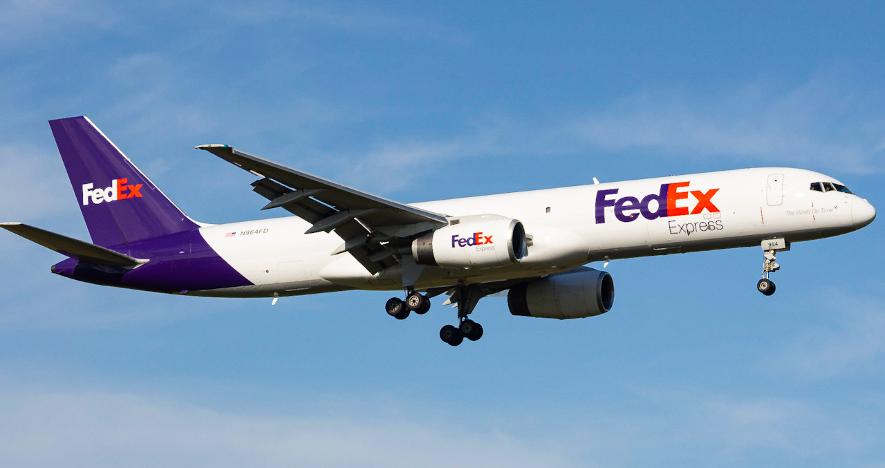 Full size: FedEx Boeing 757-200F N964FD at Tampa International Airport