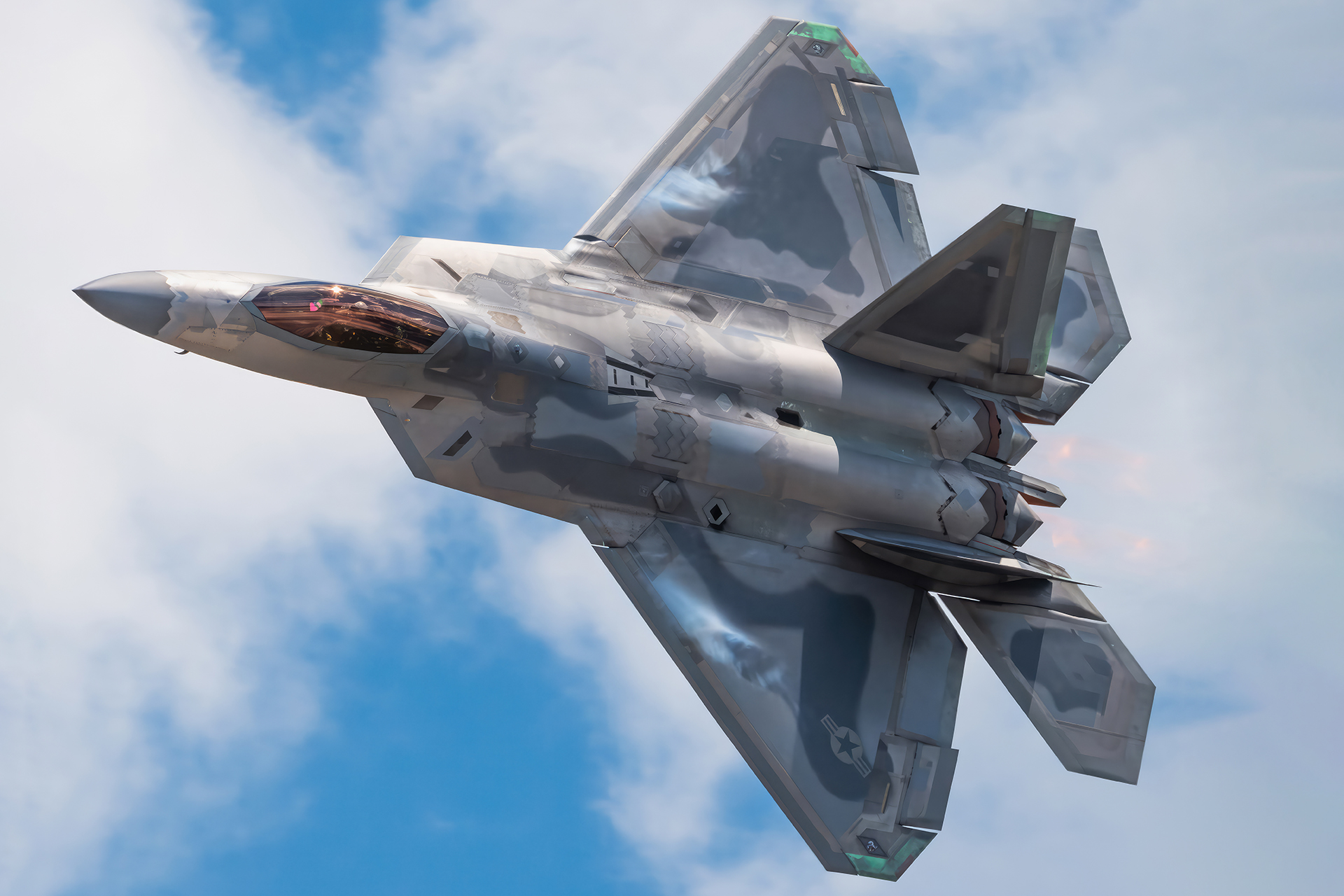 Full size: USAF - United States Air Force Lockheed Martin F-22A Raptor 08-4165 at Sirnak Airport